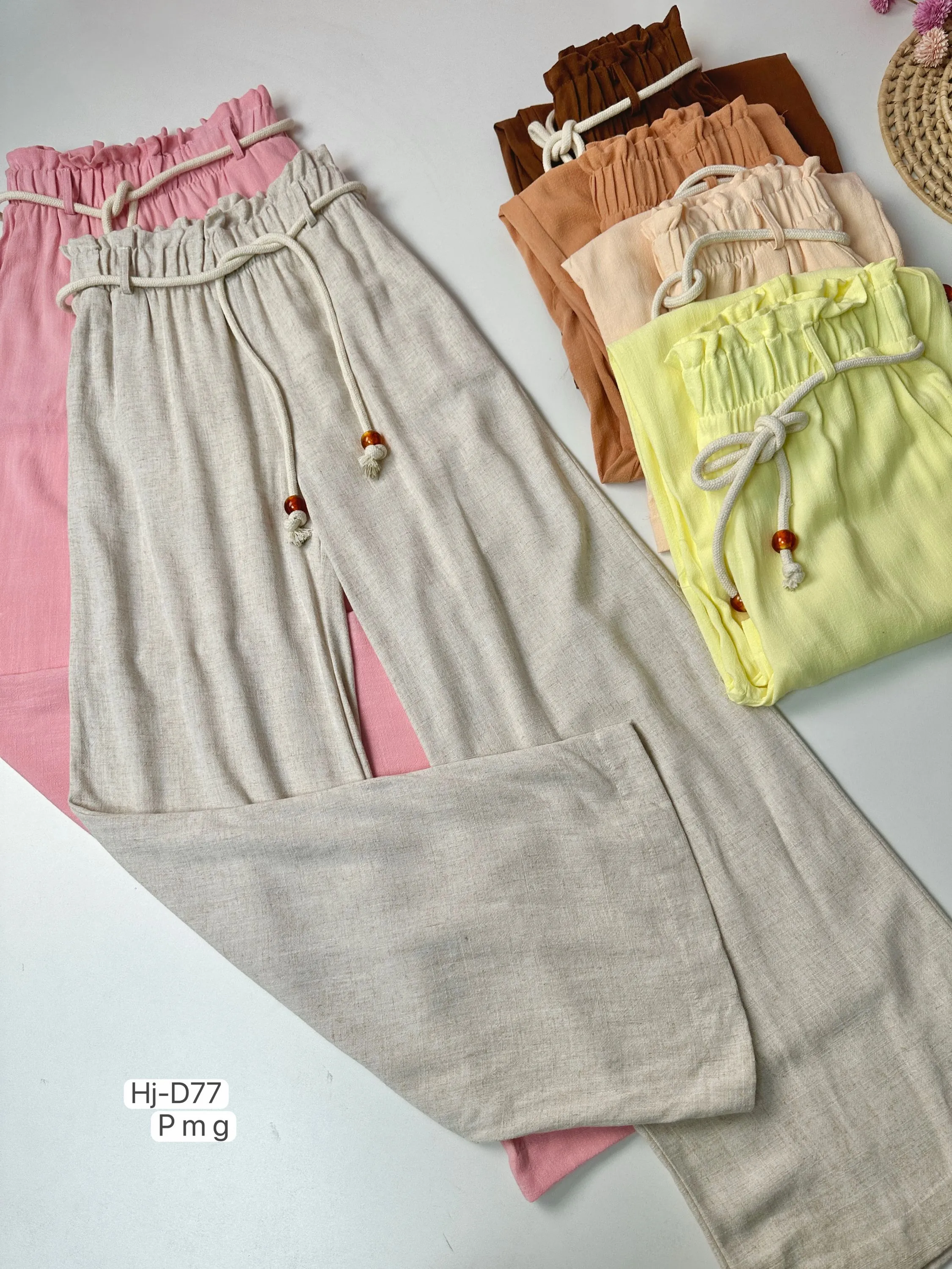 Calça Feminina Reta com Corda (D77)