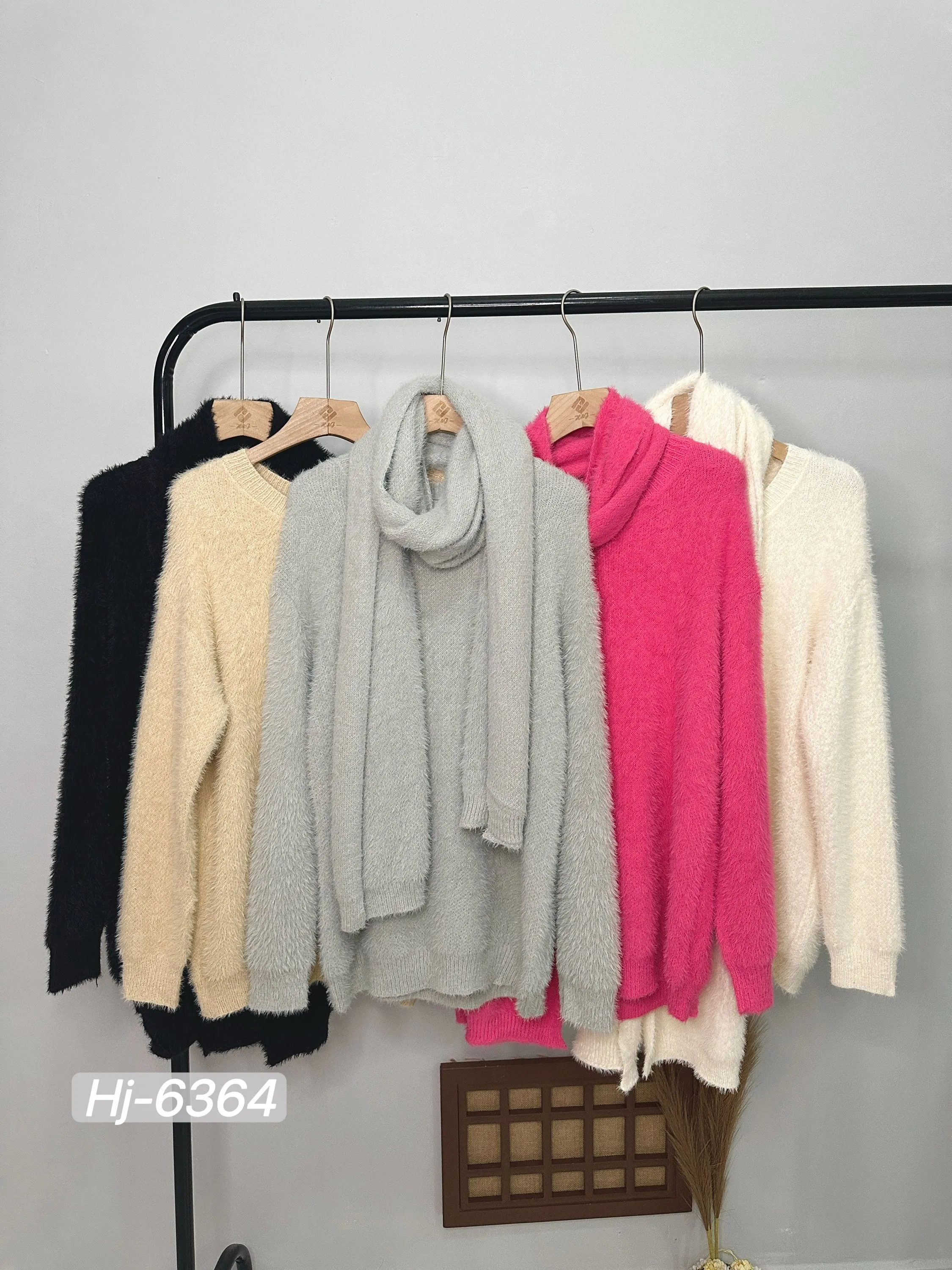 Blusa lã com pelinho com cachecol 🧣