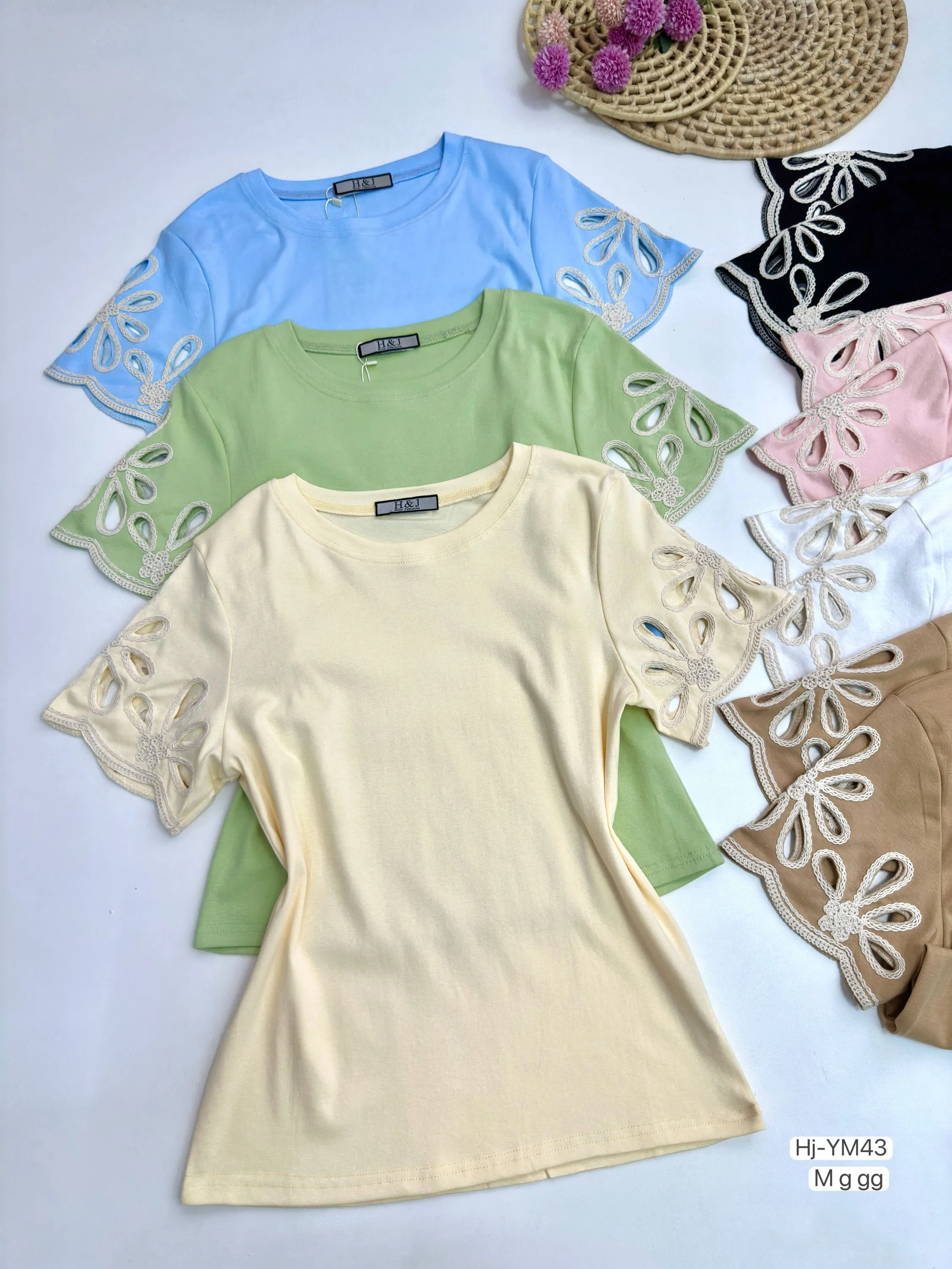 Blusa feminina com manga bordada (YM43)