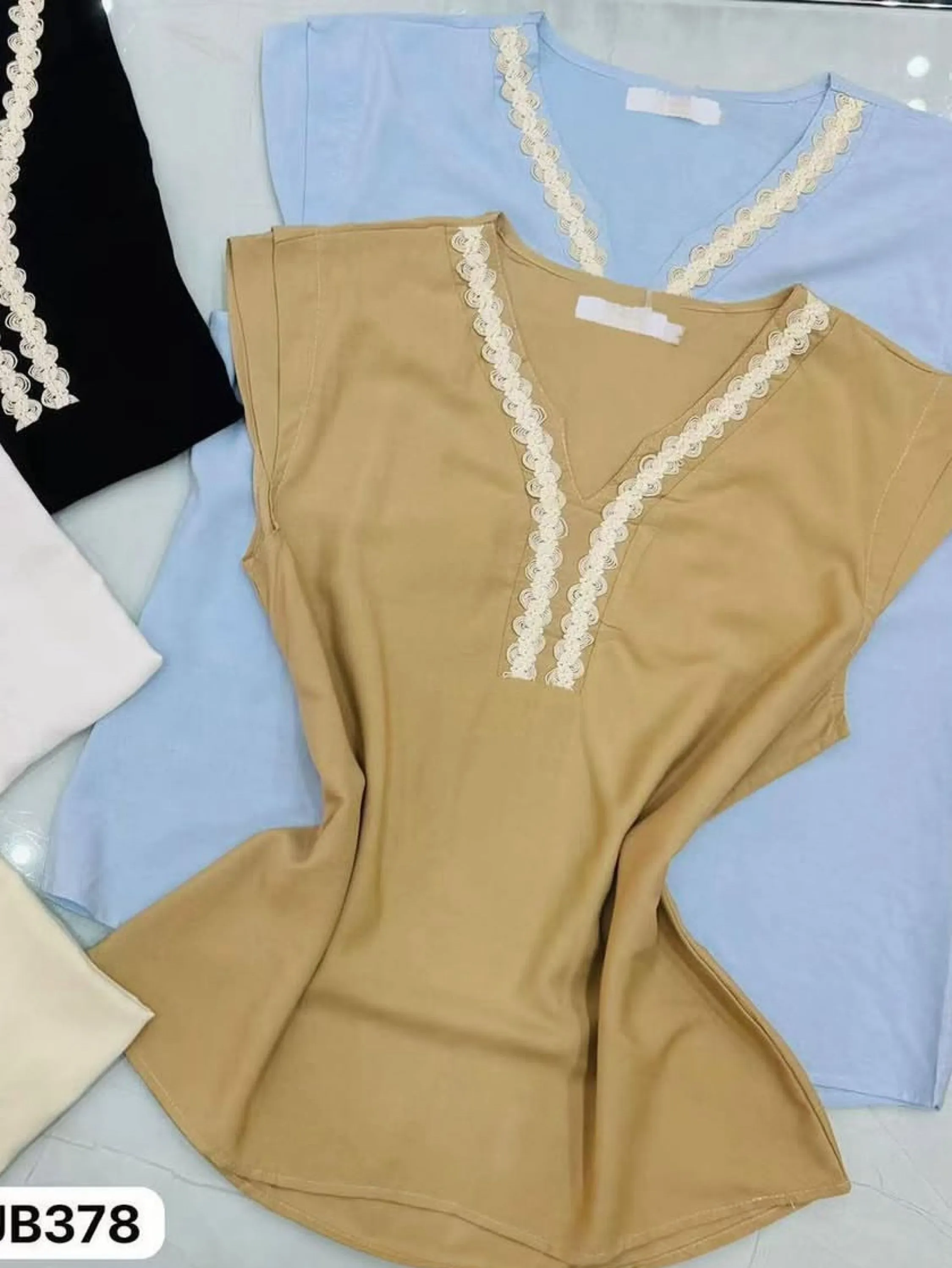 Blusa gola V importado Feng