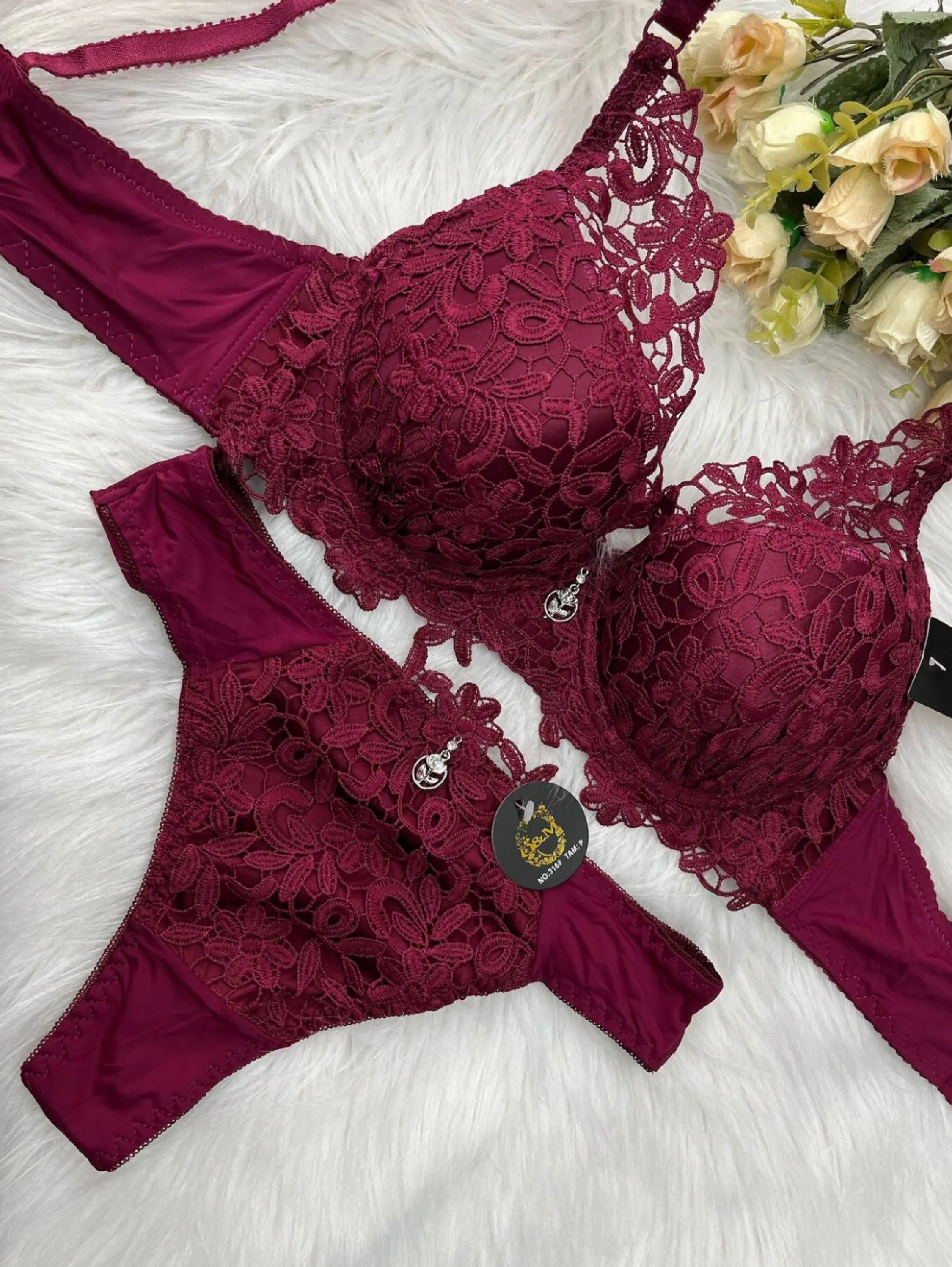 Conjunto de lingerie importado