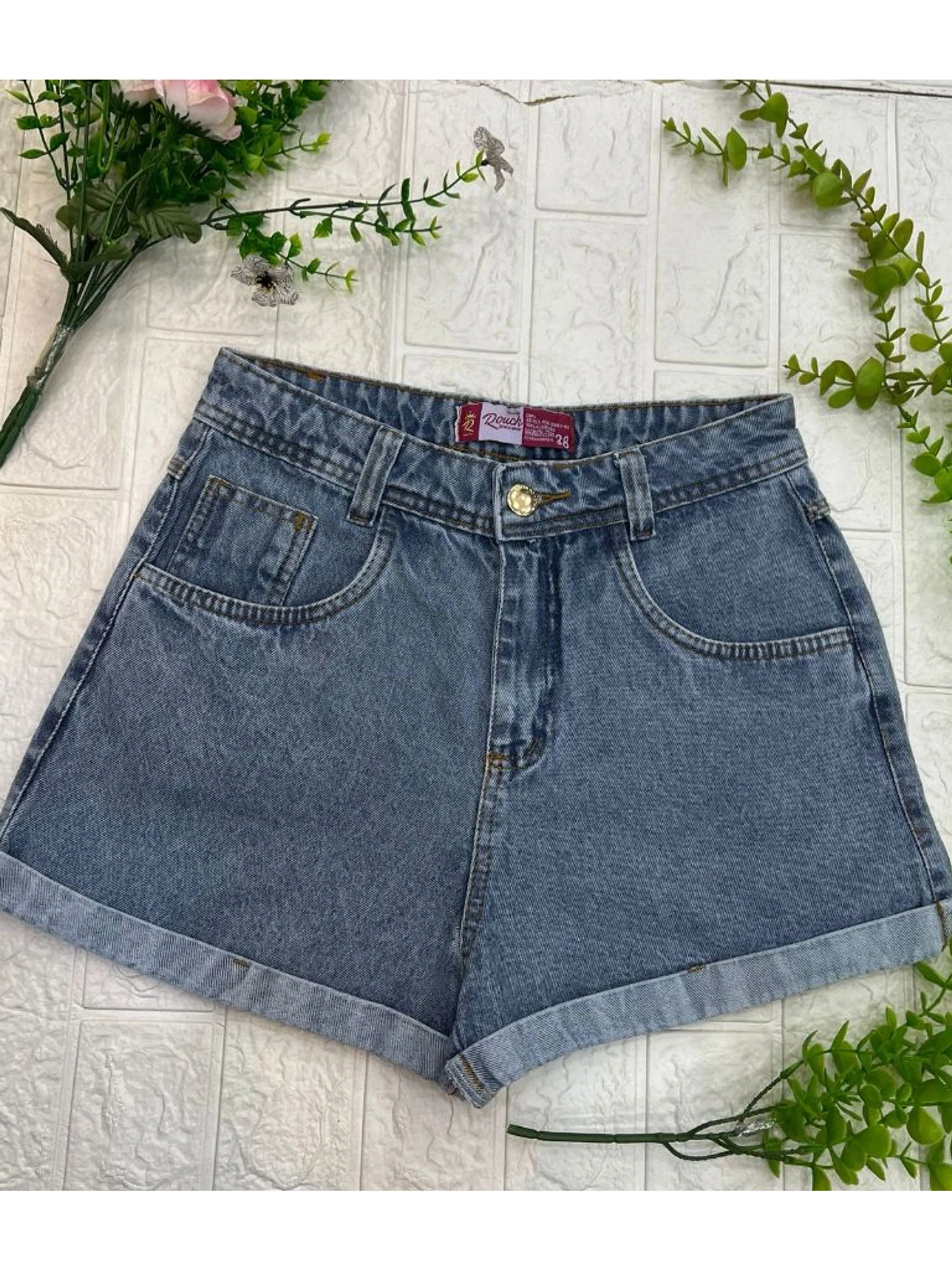 Short Jeans Feminino Barra Virada
