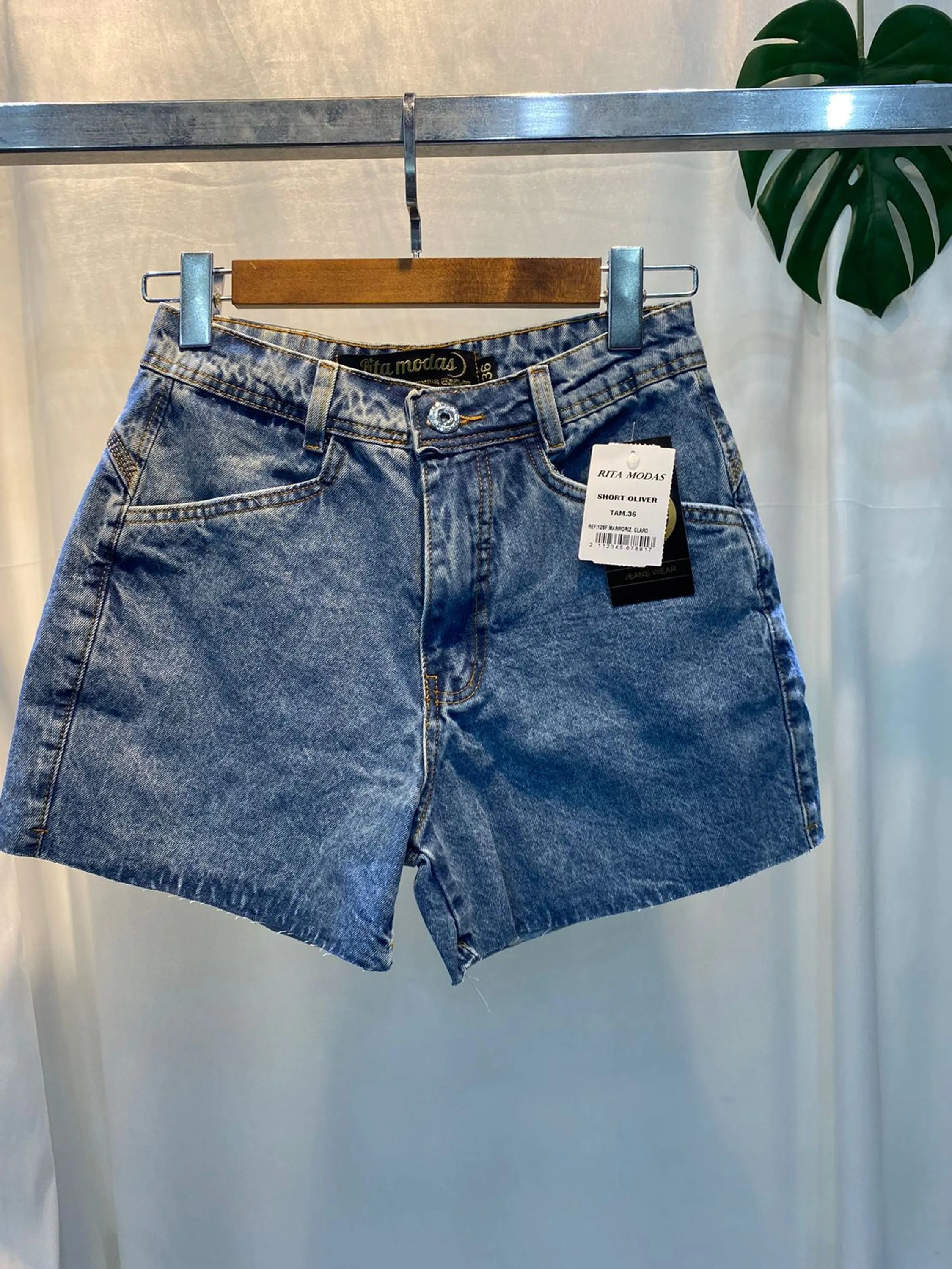 short novo jenas feminino