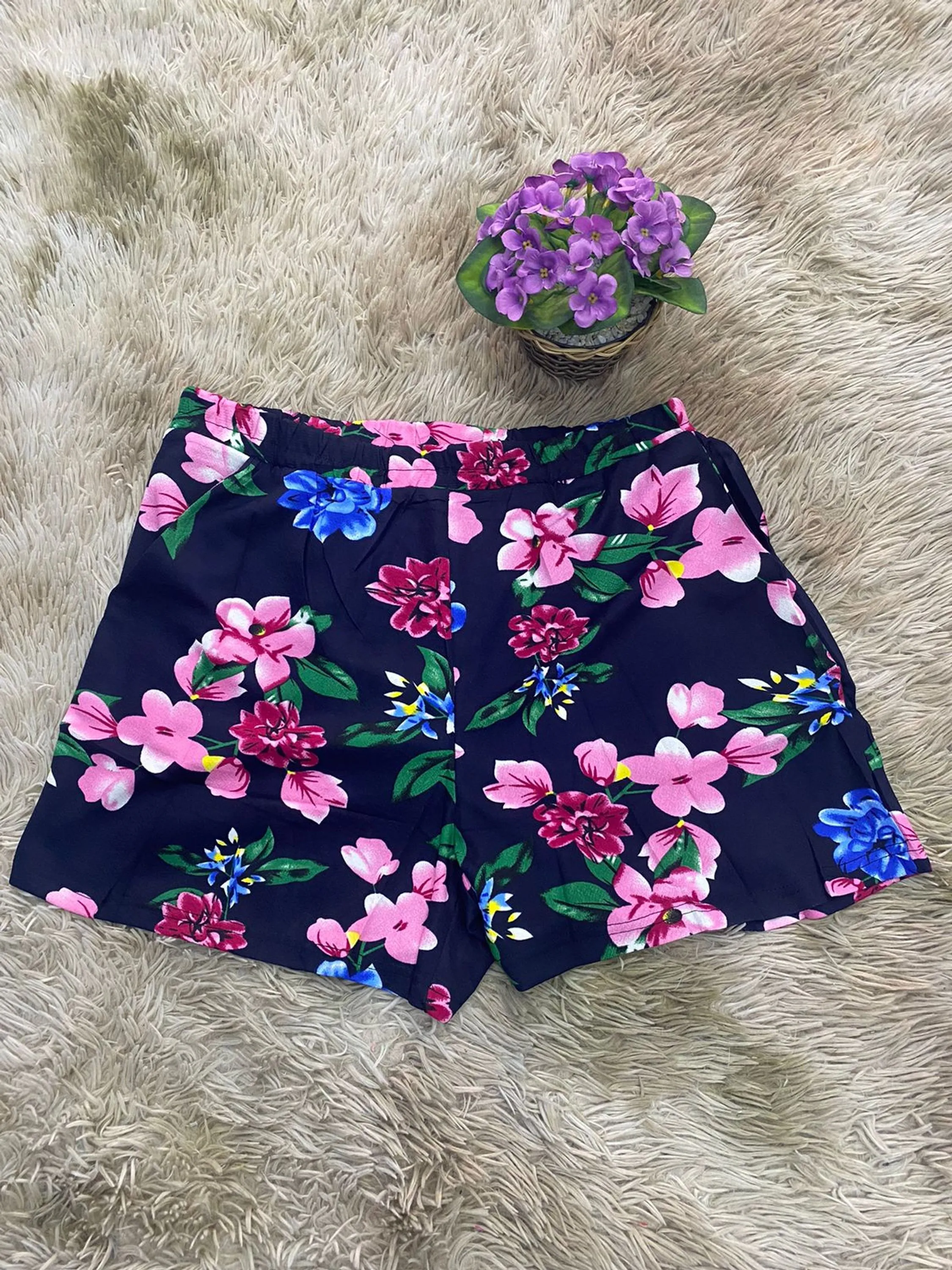 short feminino colorido