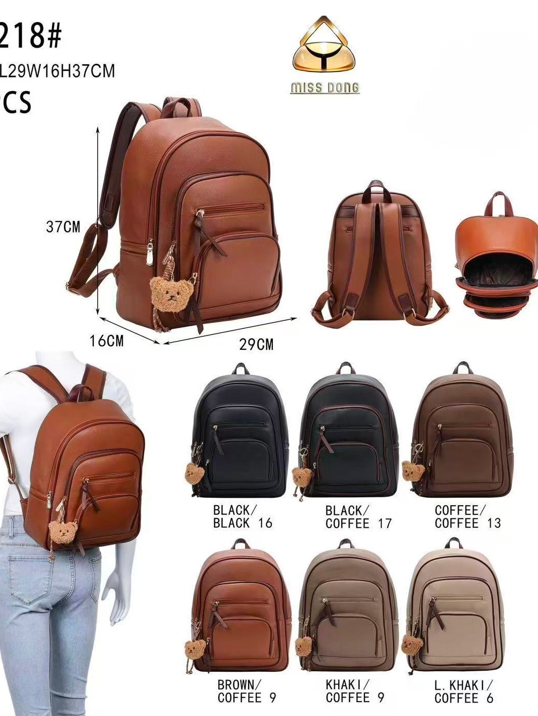 Mochila grande com pingente Feminina Oscar Bolsas Modas