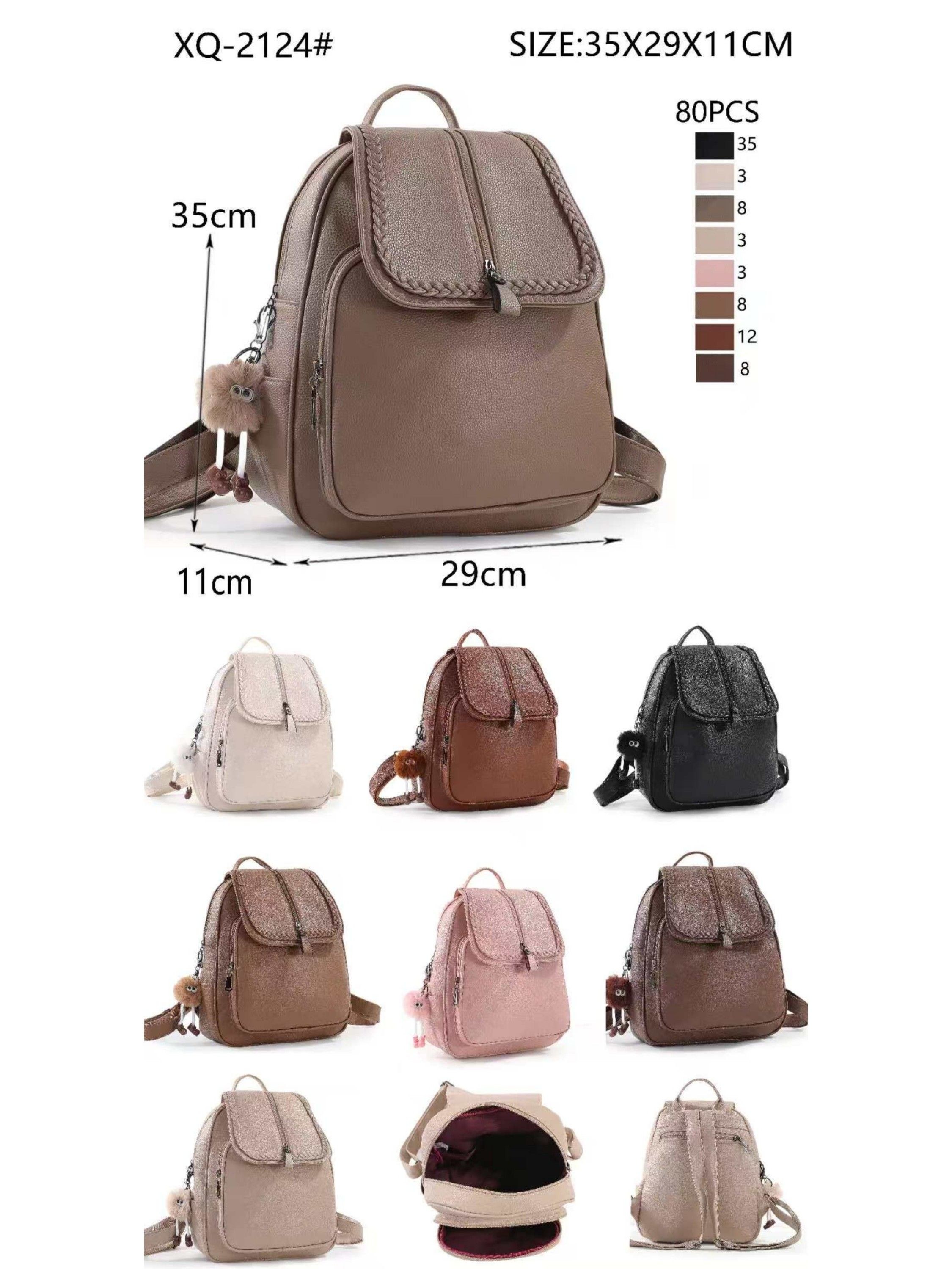 Mochila media com pompom Feminina Oscar Bolsas Modas