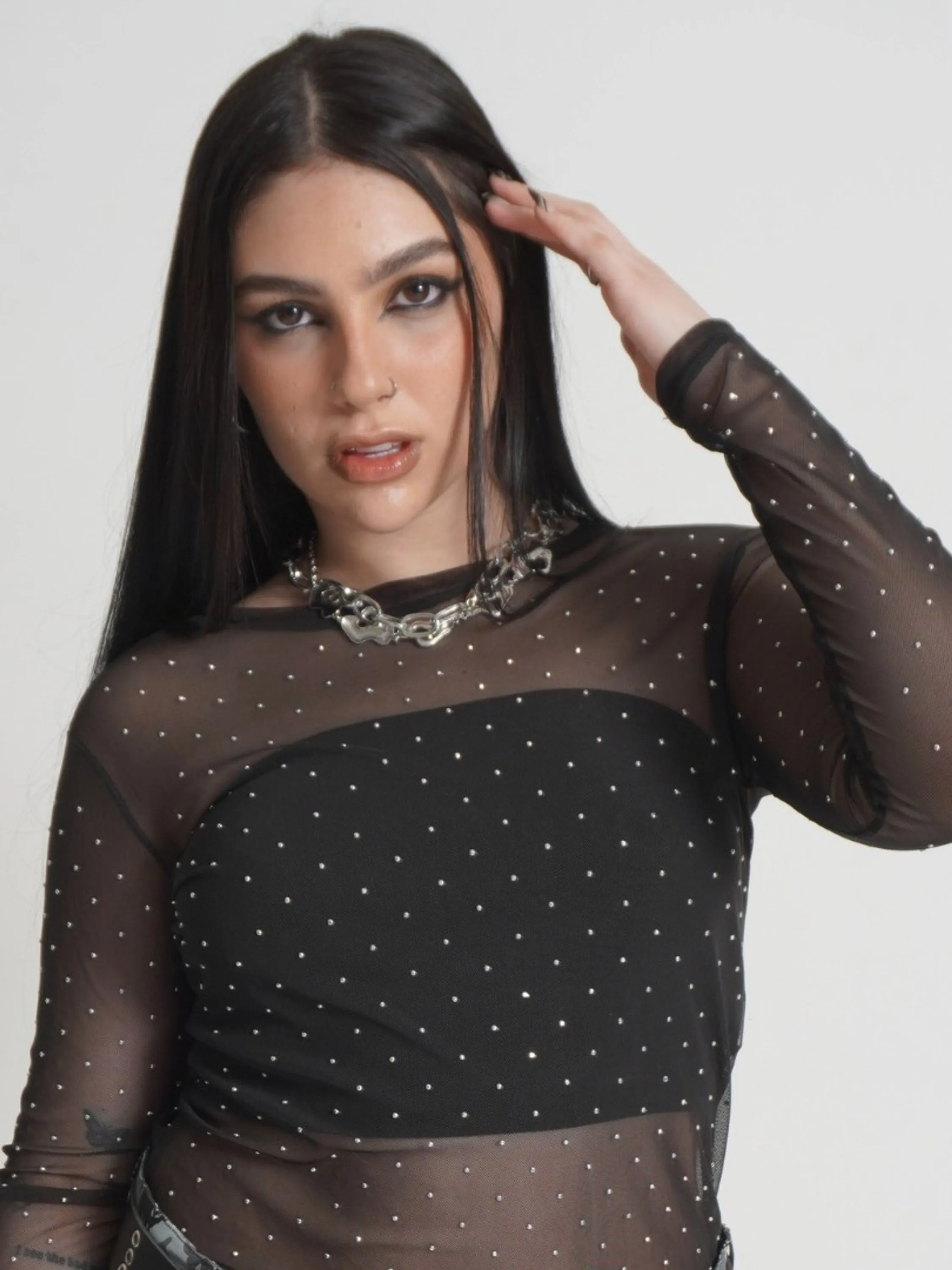 Blusa Tule com strass