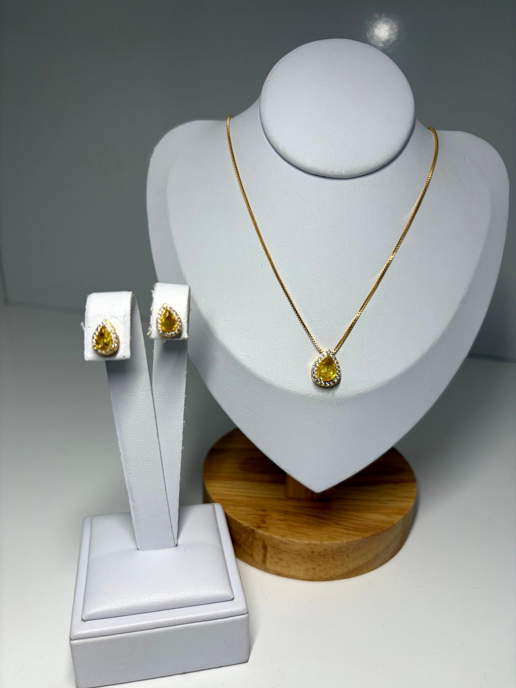 Conjunto de gota ( dourado)