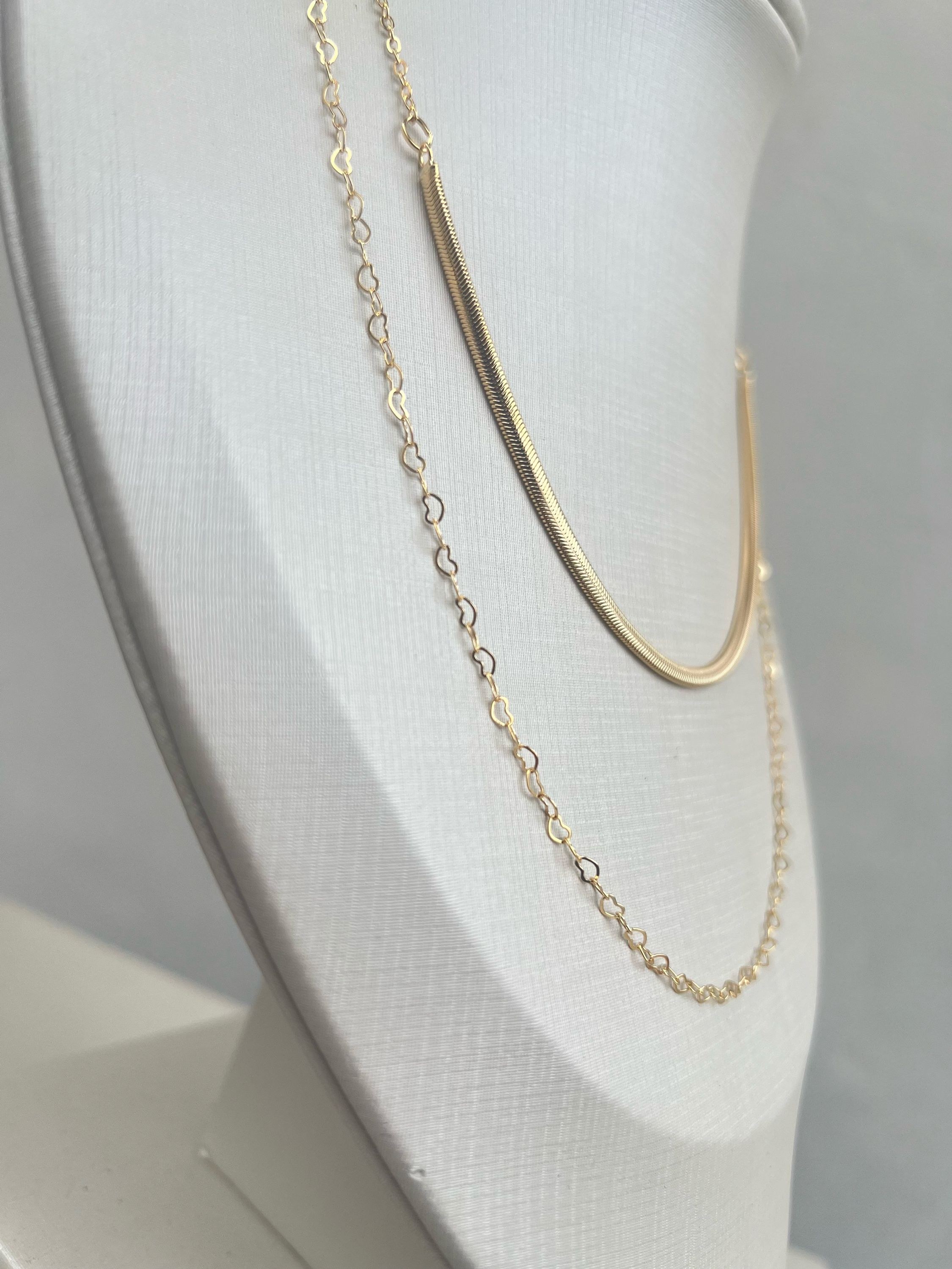 Colar duplo folheado