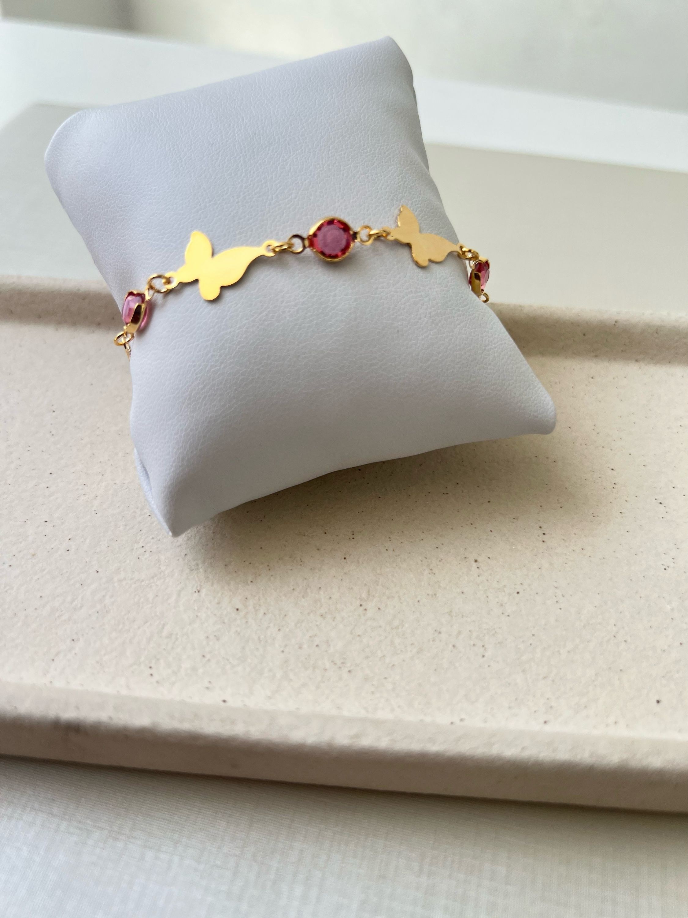 Ulseoras borboleta com strass