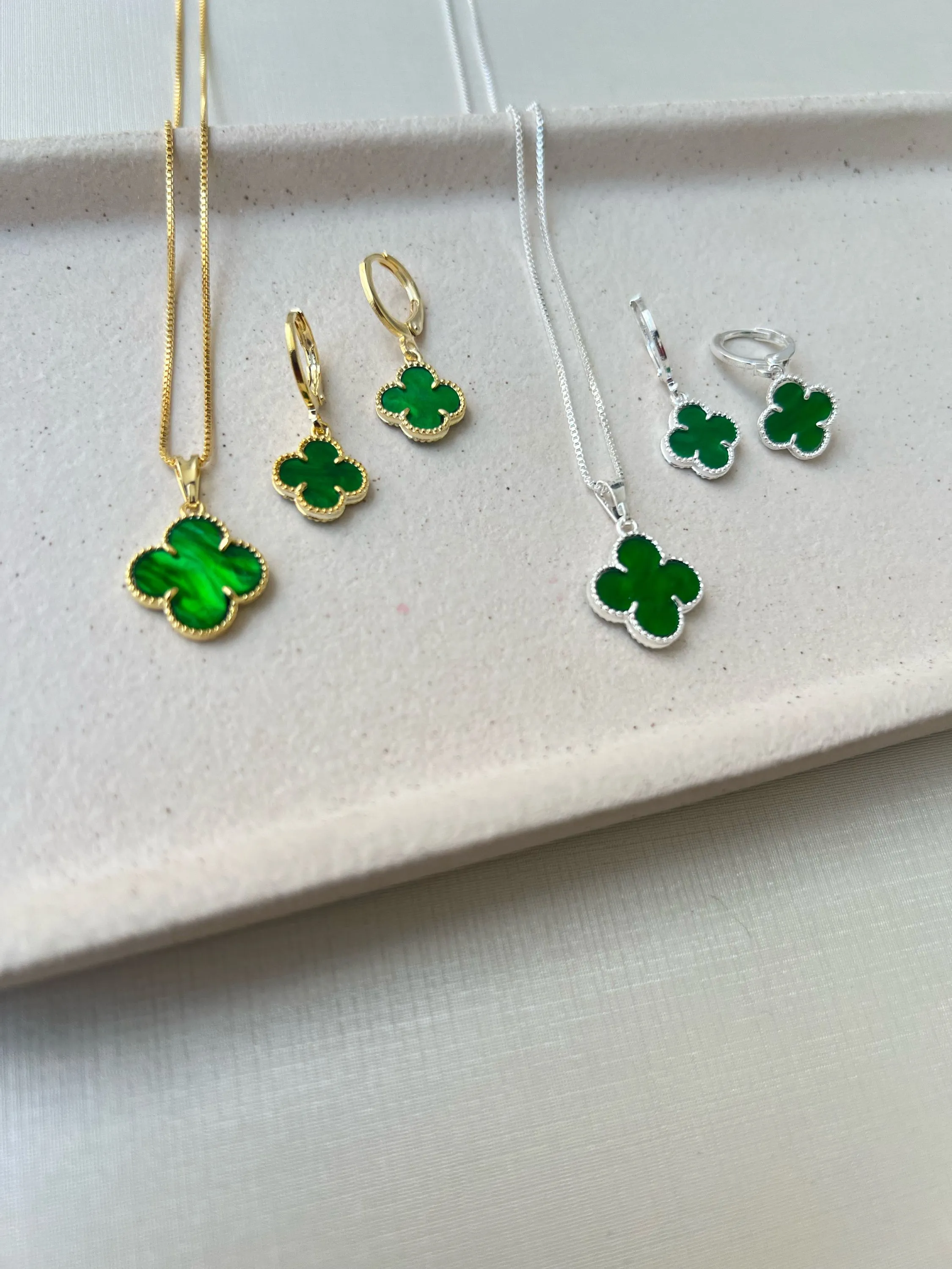 Conjunto modelo trevo