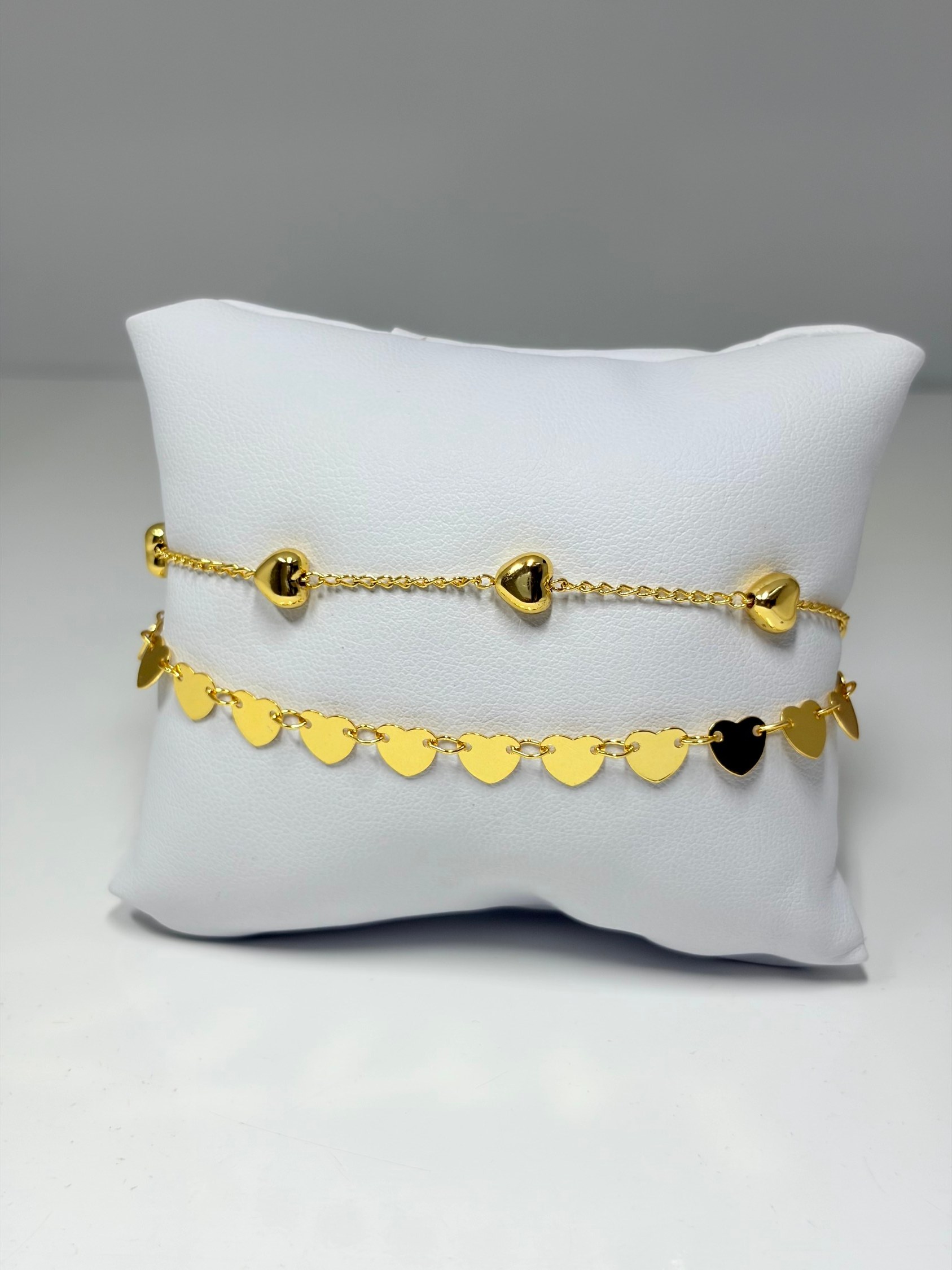 Pulseira dupla com corações