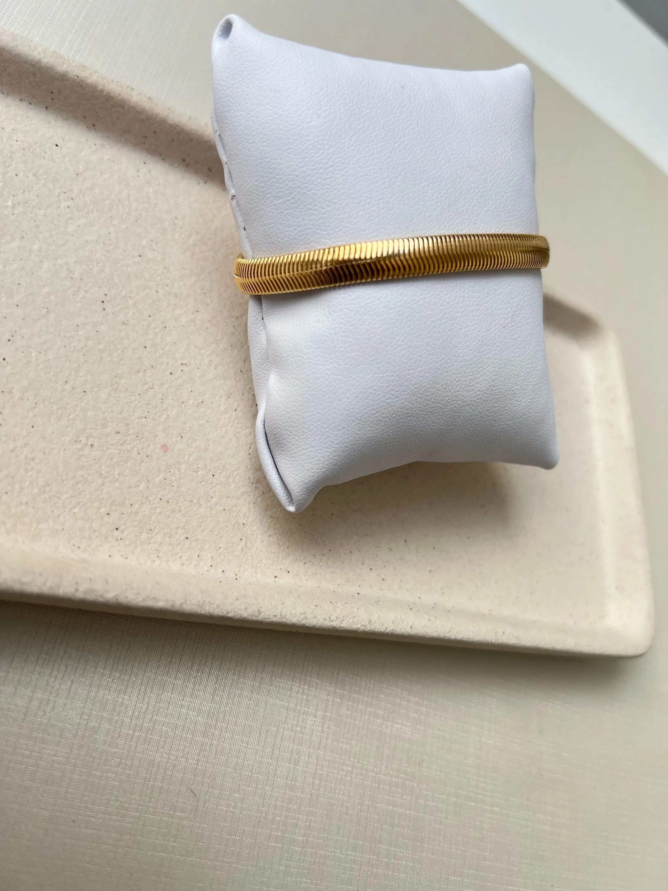 Pulseira modelo manta