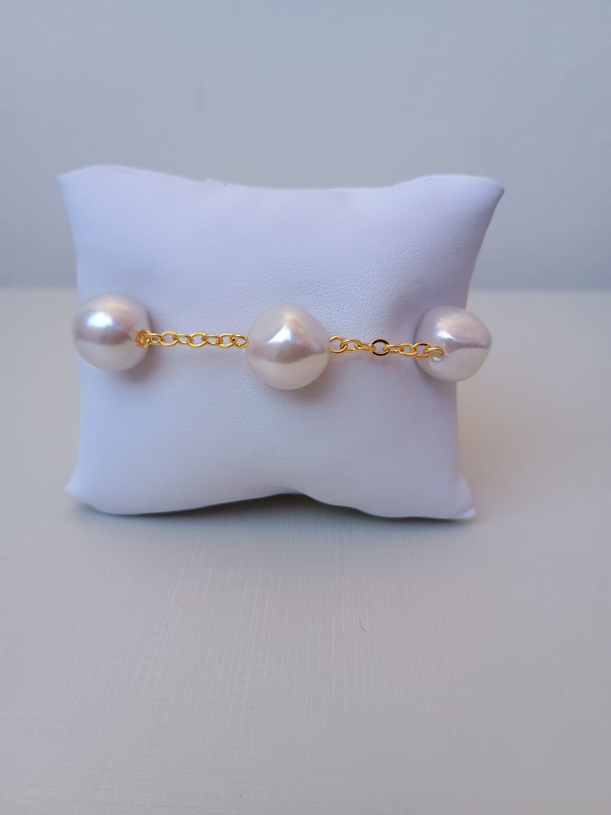 Pulseira com pérolas