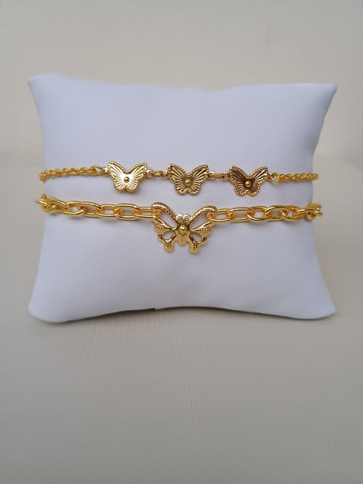 Pulseira dupla com borboletas