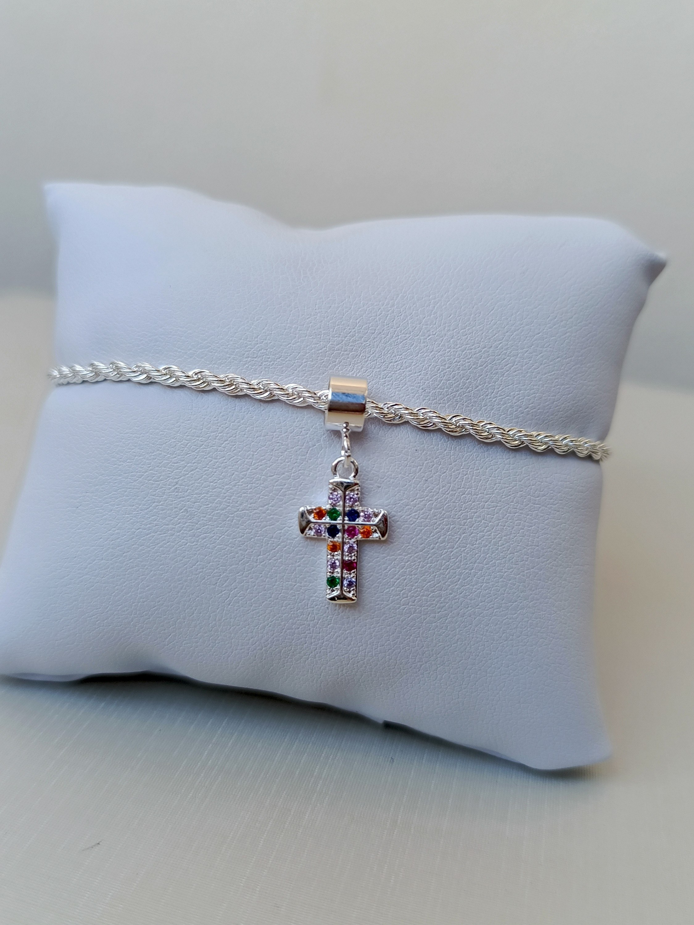 Pulseira com cordão baiano com pingente de Cruz