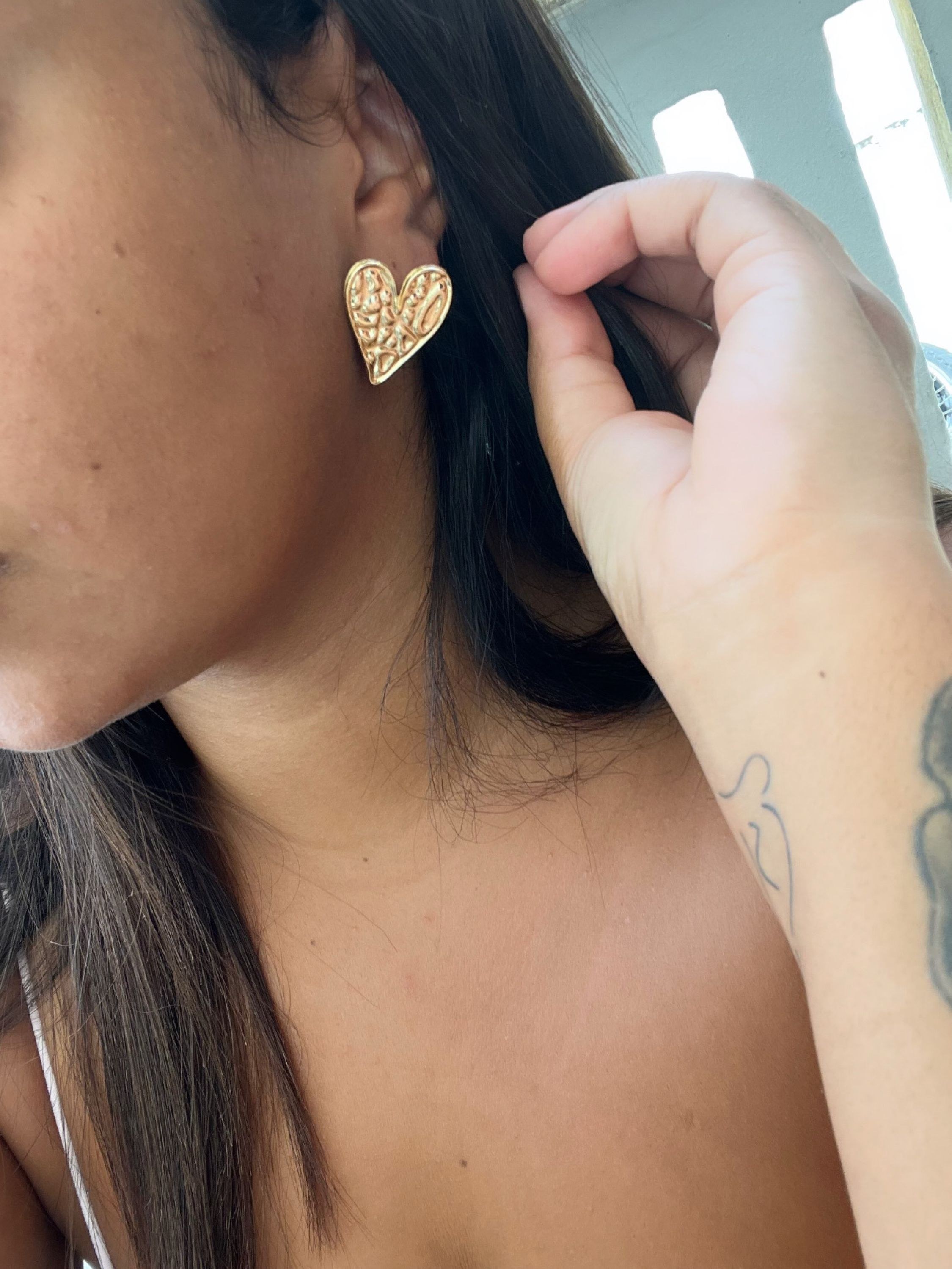Brinco modelo coração