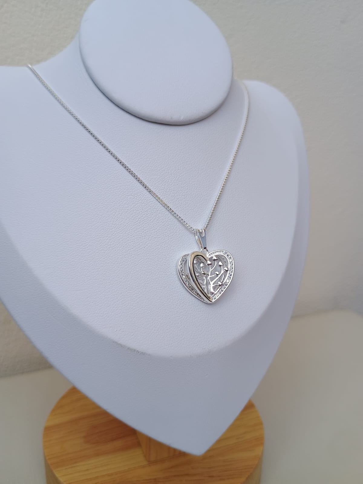 colar relicário em formato de coração, estilo árvore da vida