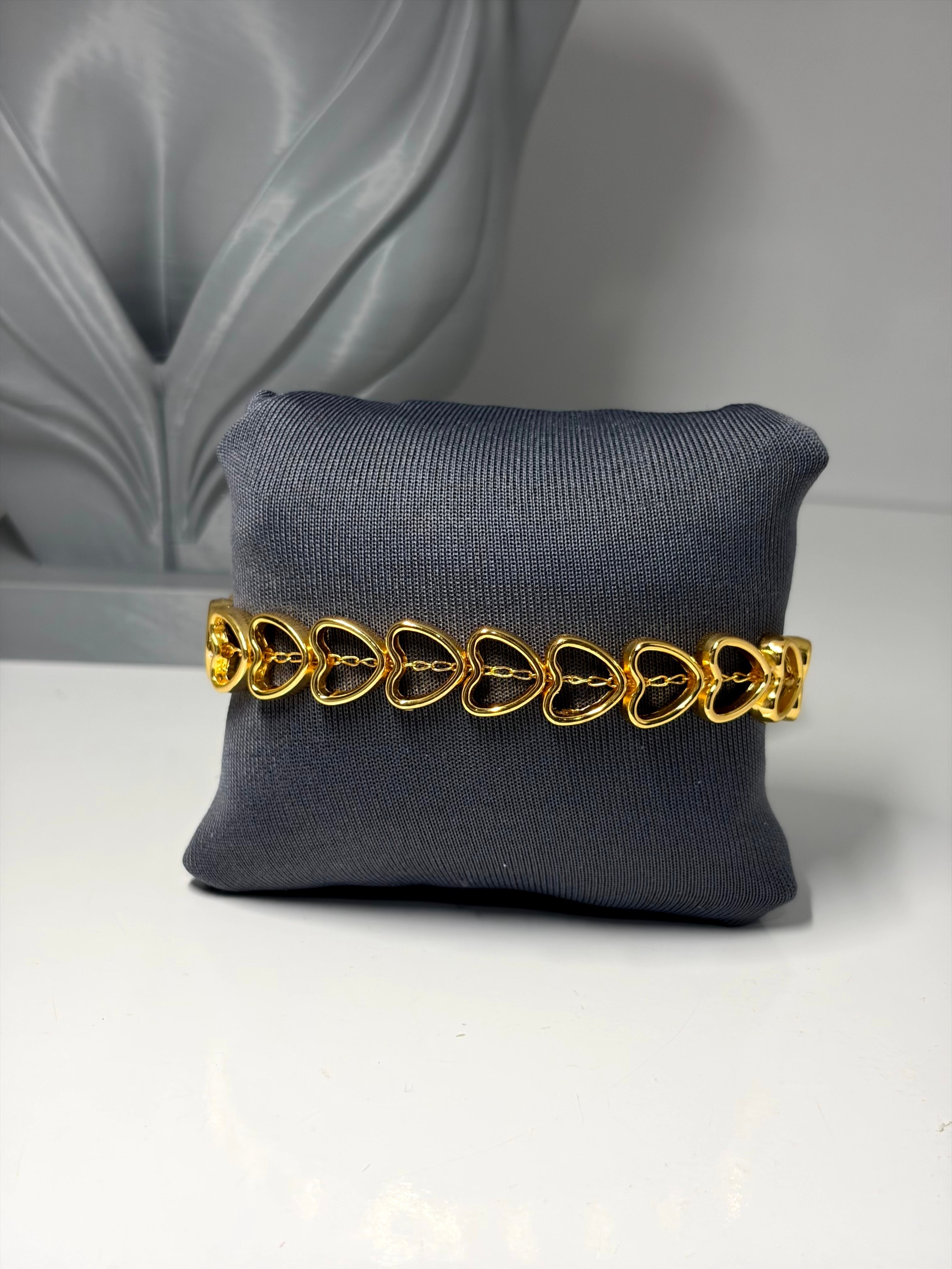 Pulseira de corações