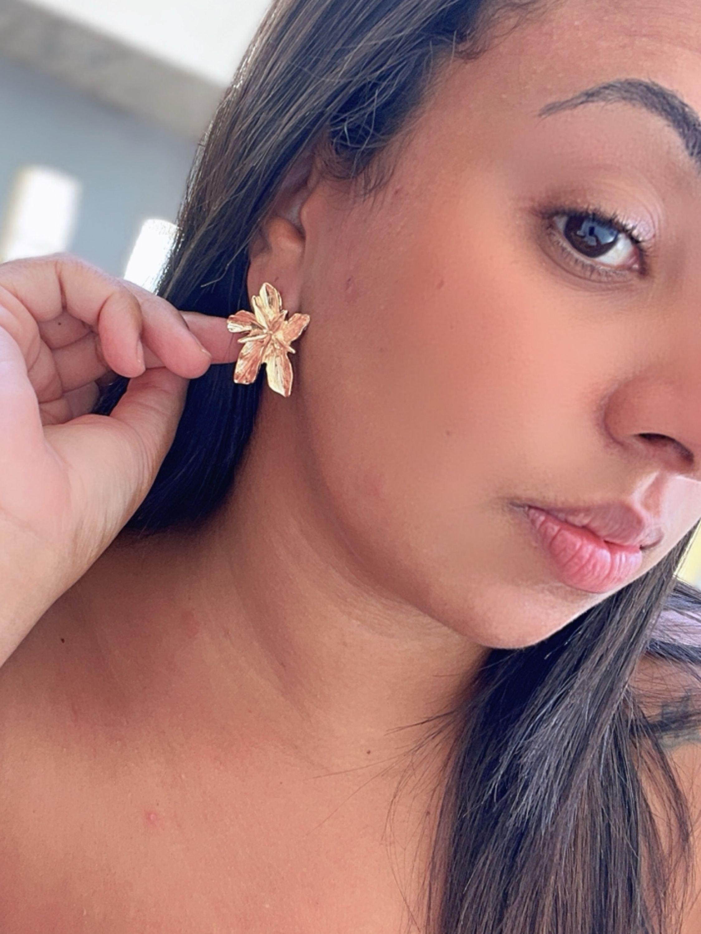 Brinco modelo flor