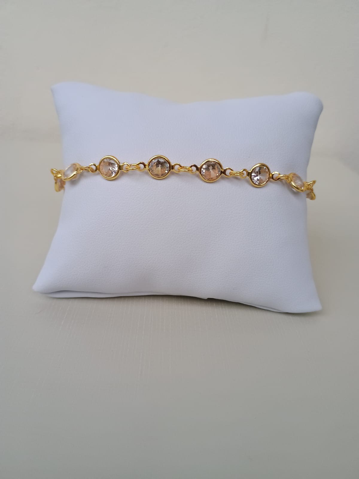 Pulseira com zircônias