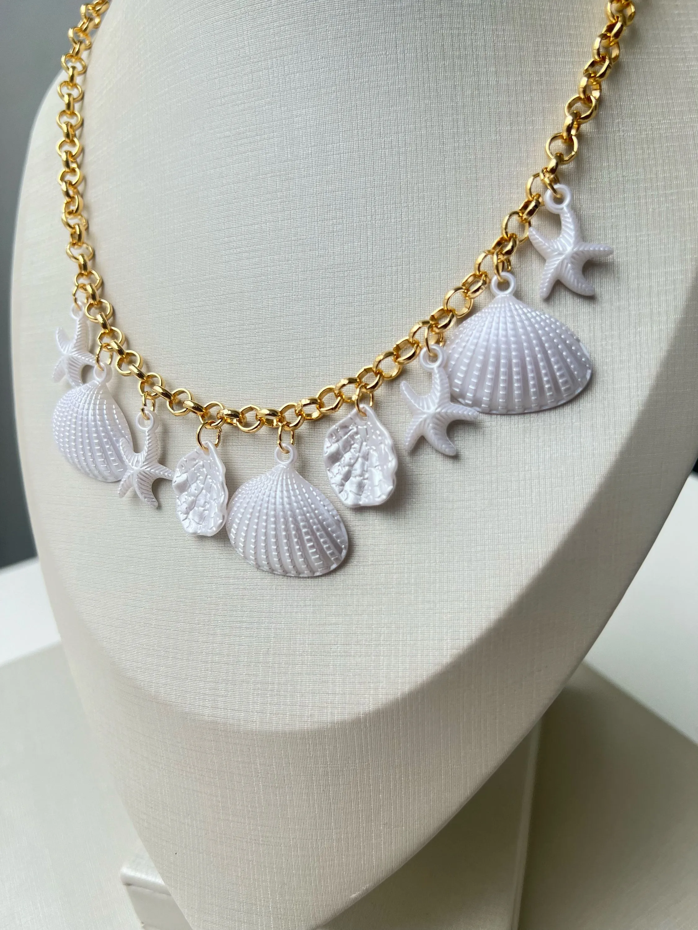 Choker correntaria pingentes moda praia