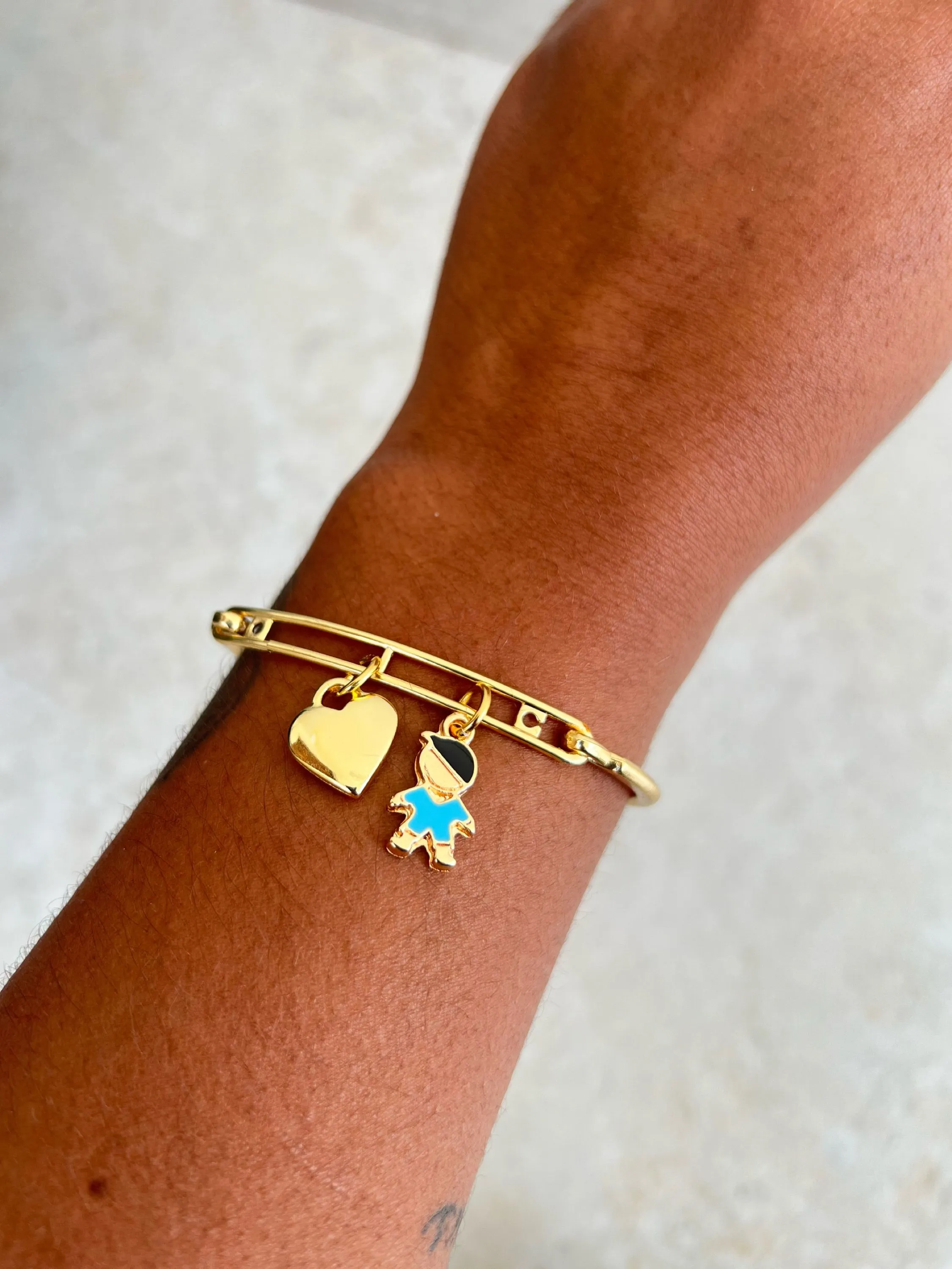 Bracelete pingente menino