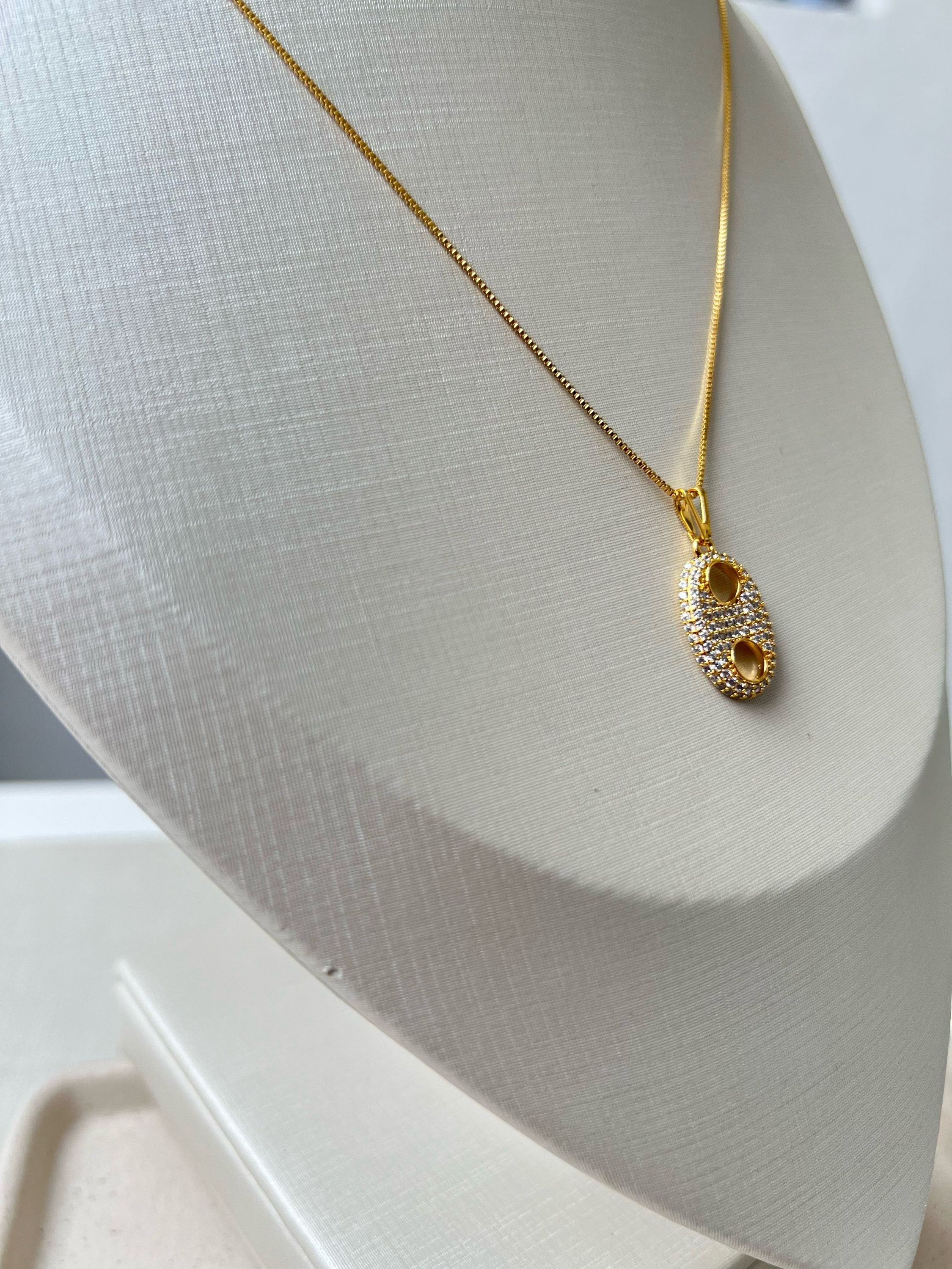 Colar pingente lacre