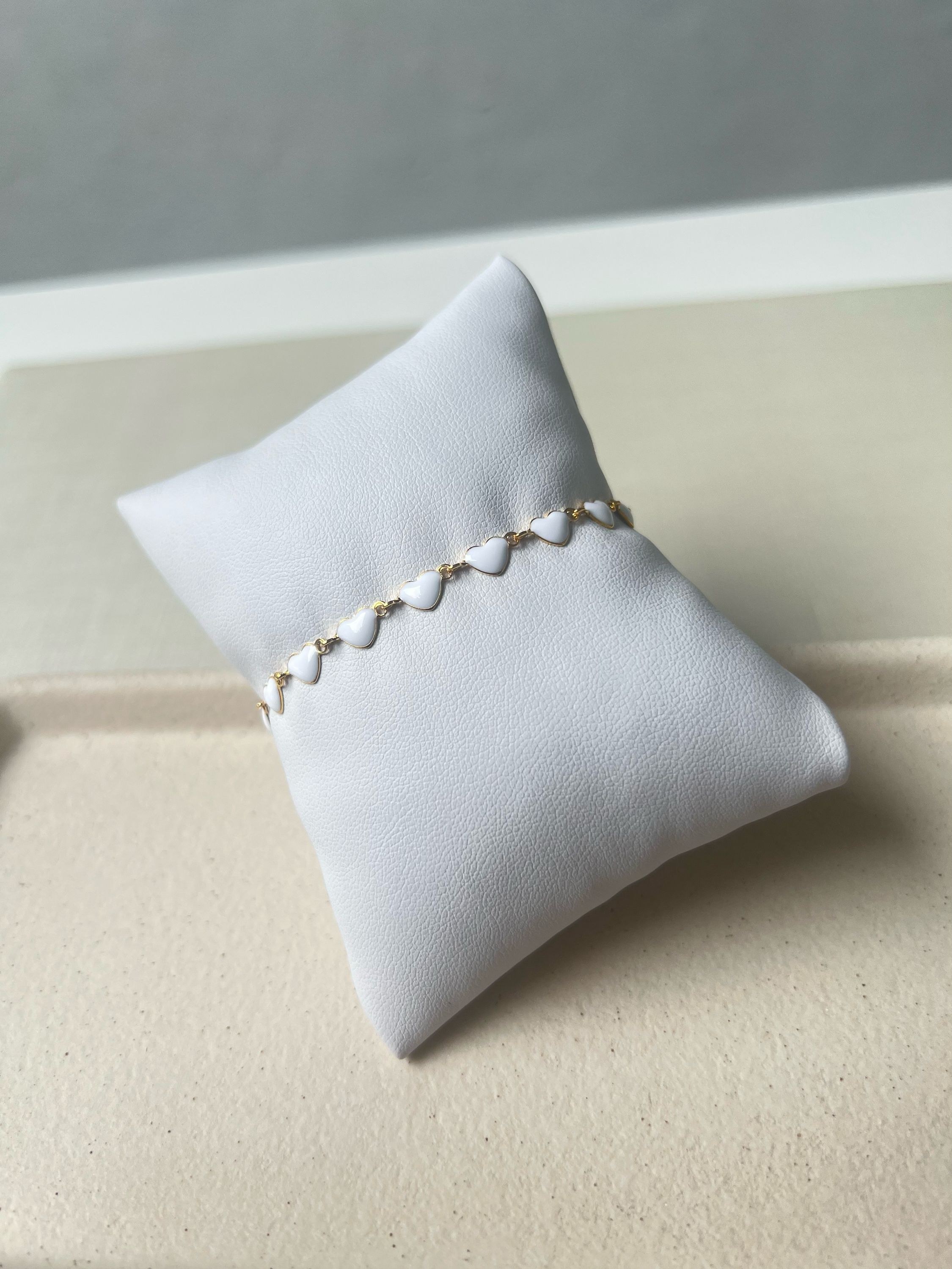 Pulseira modelo coração