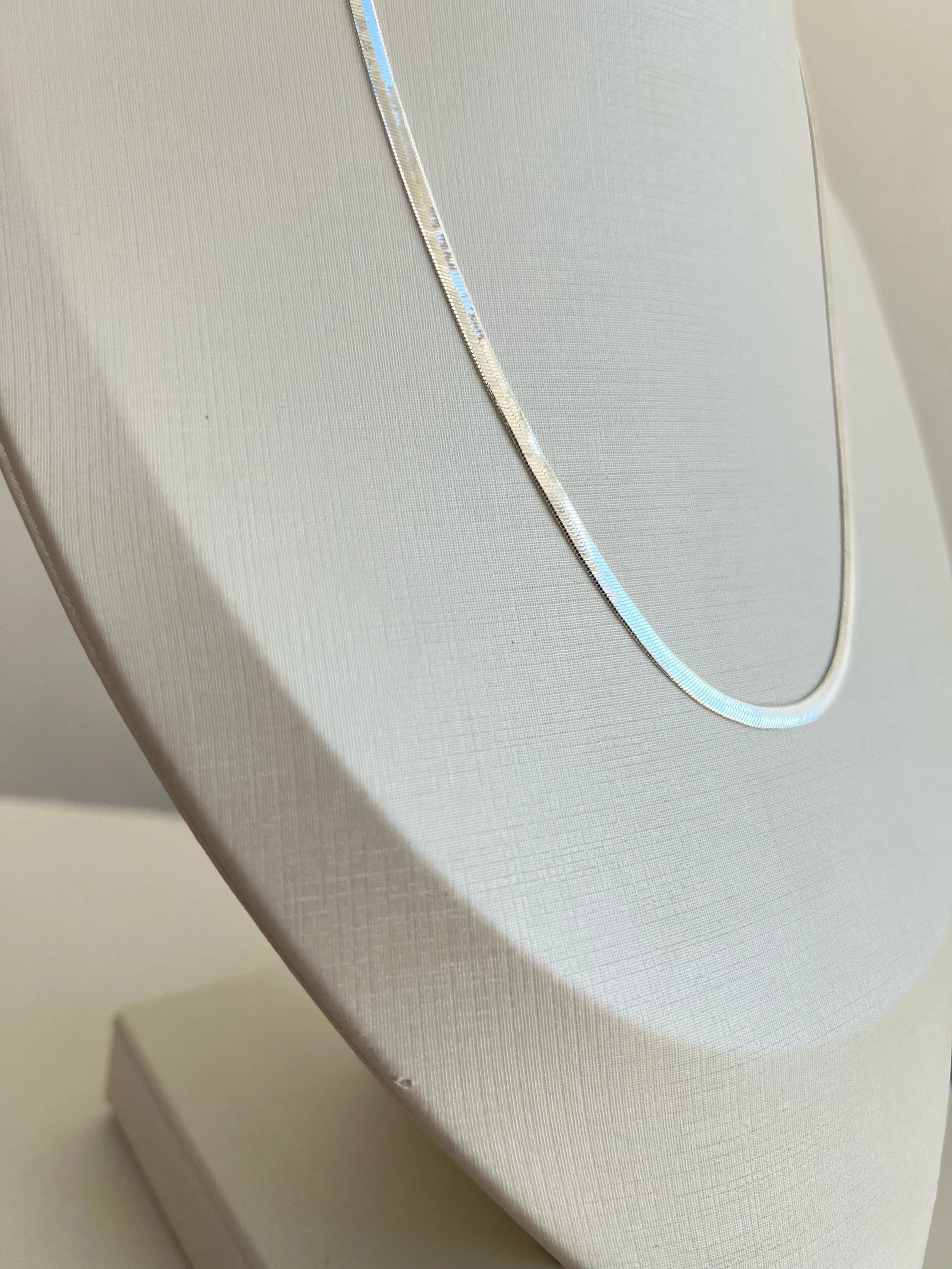 Choker modelo fita
