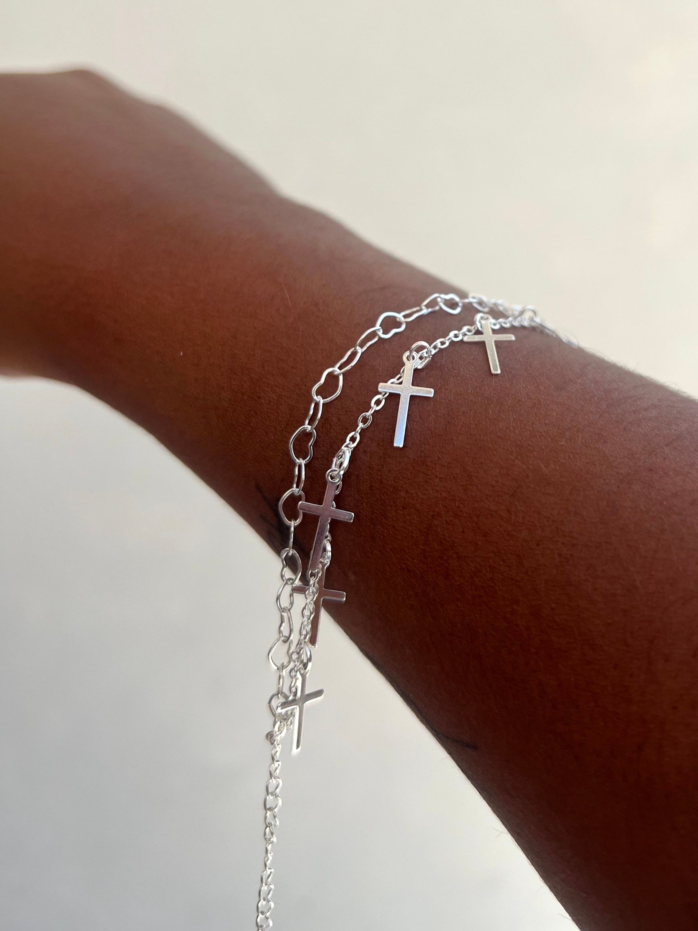 Pulseira dupla elo de Coração com Cruz