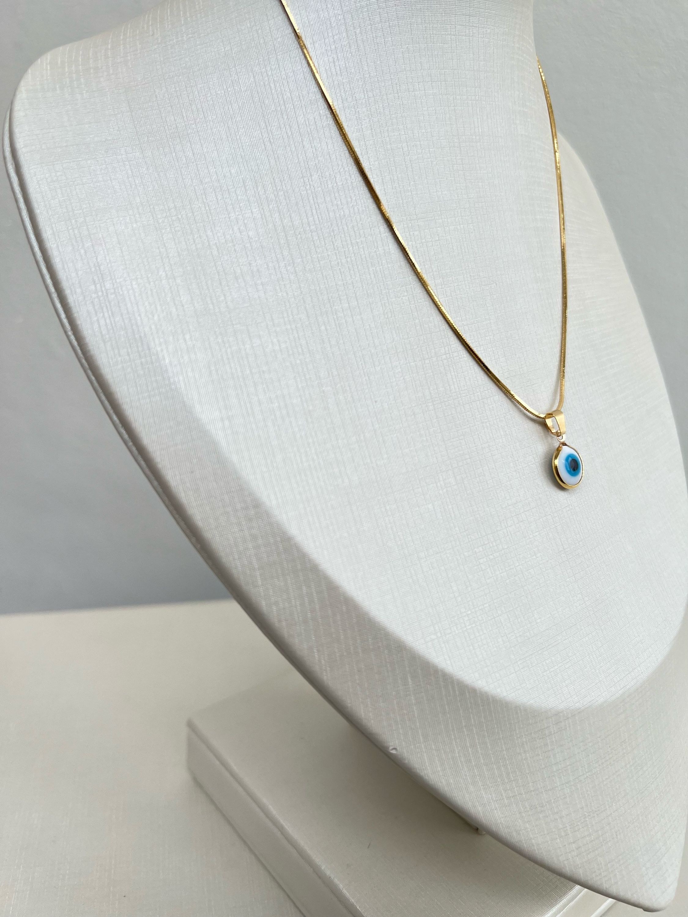 Choker pingente olho grego