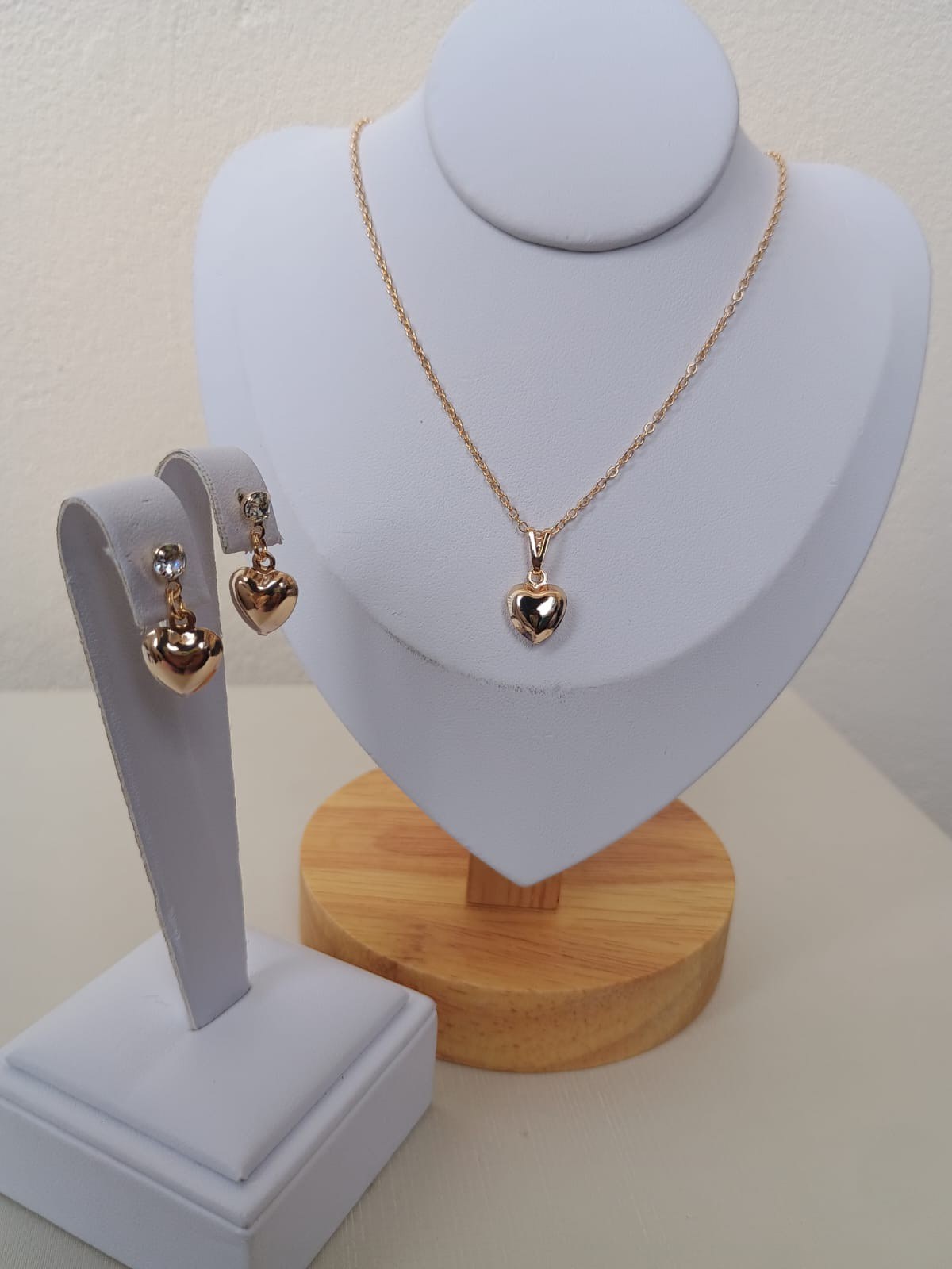 Conjunto de coração e strass