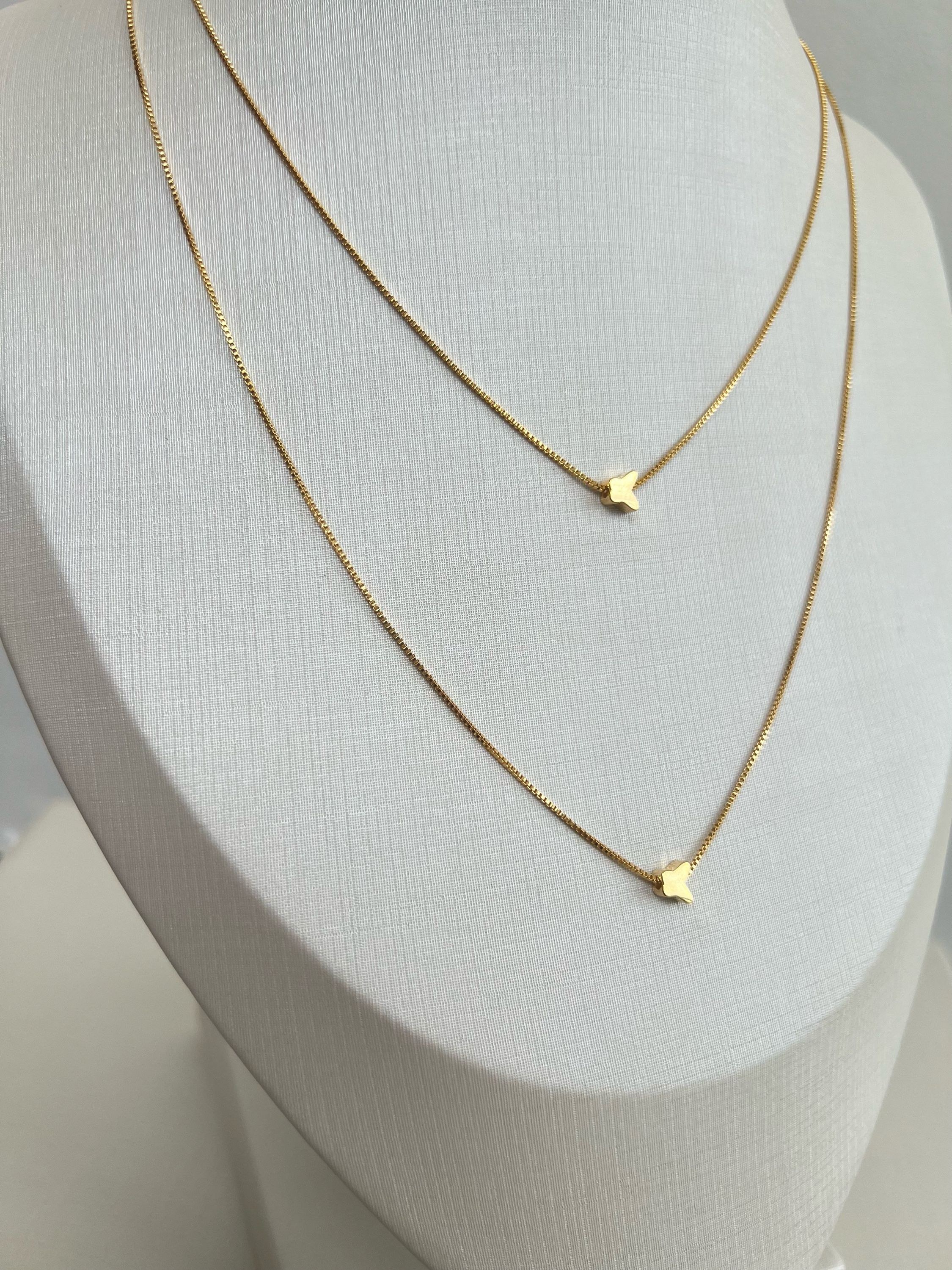 Colar duplo pingentes borboleta