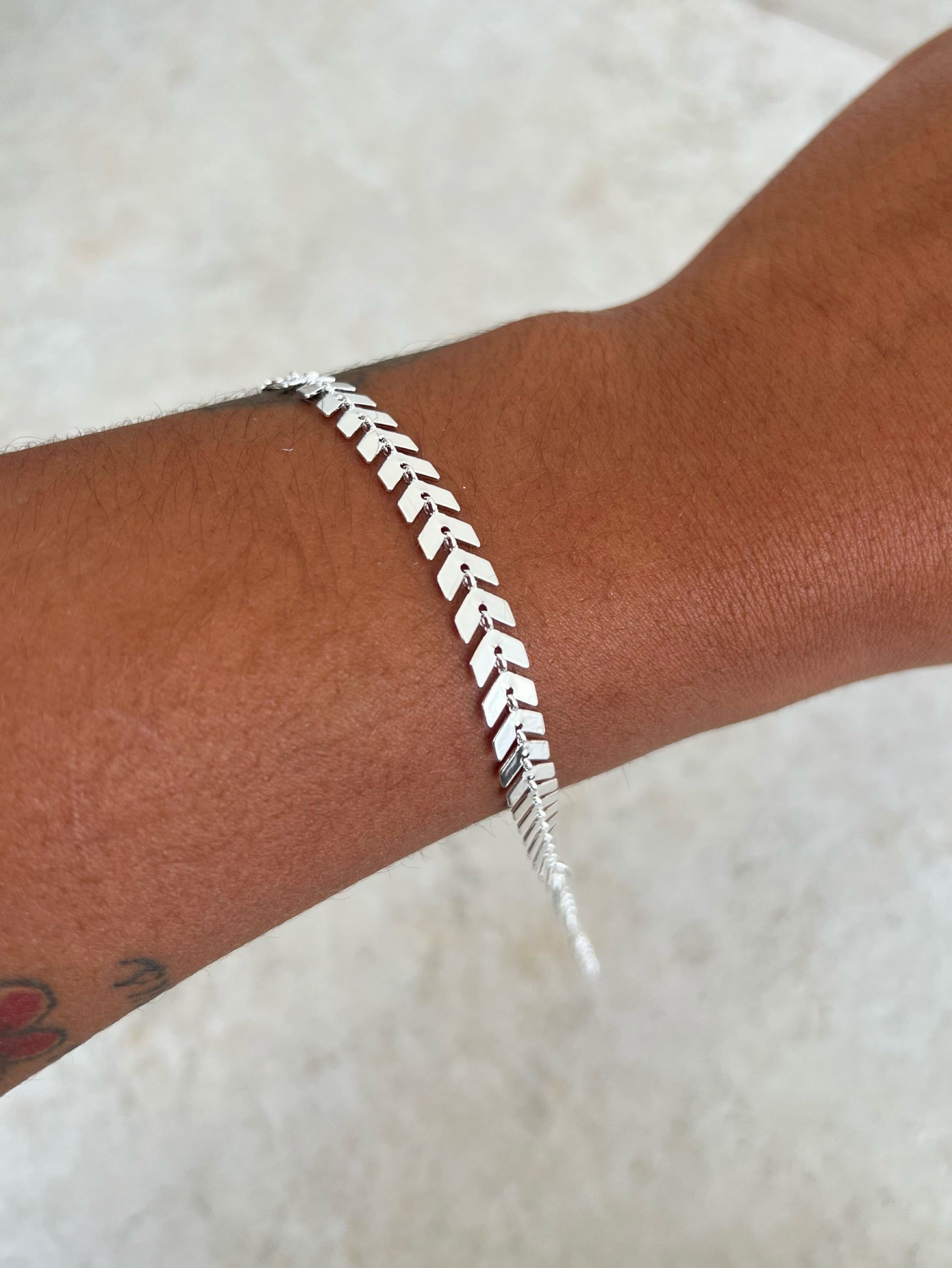 Pulseira modelo escama