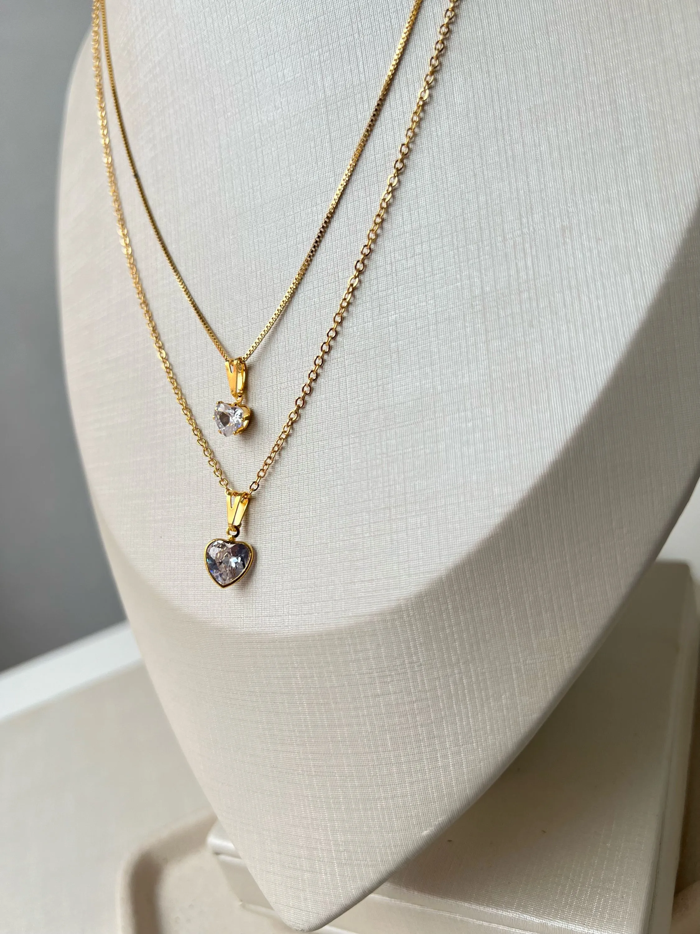 Colar duplo pingente coração