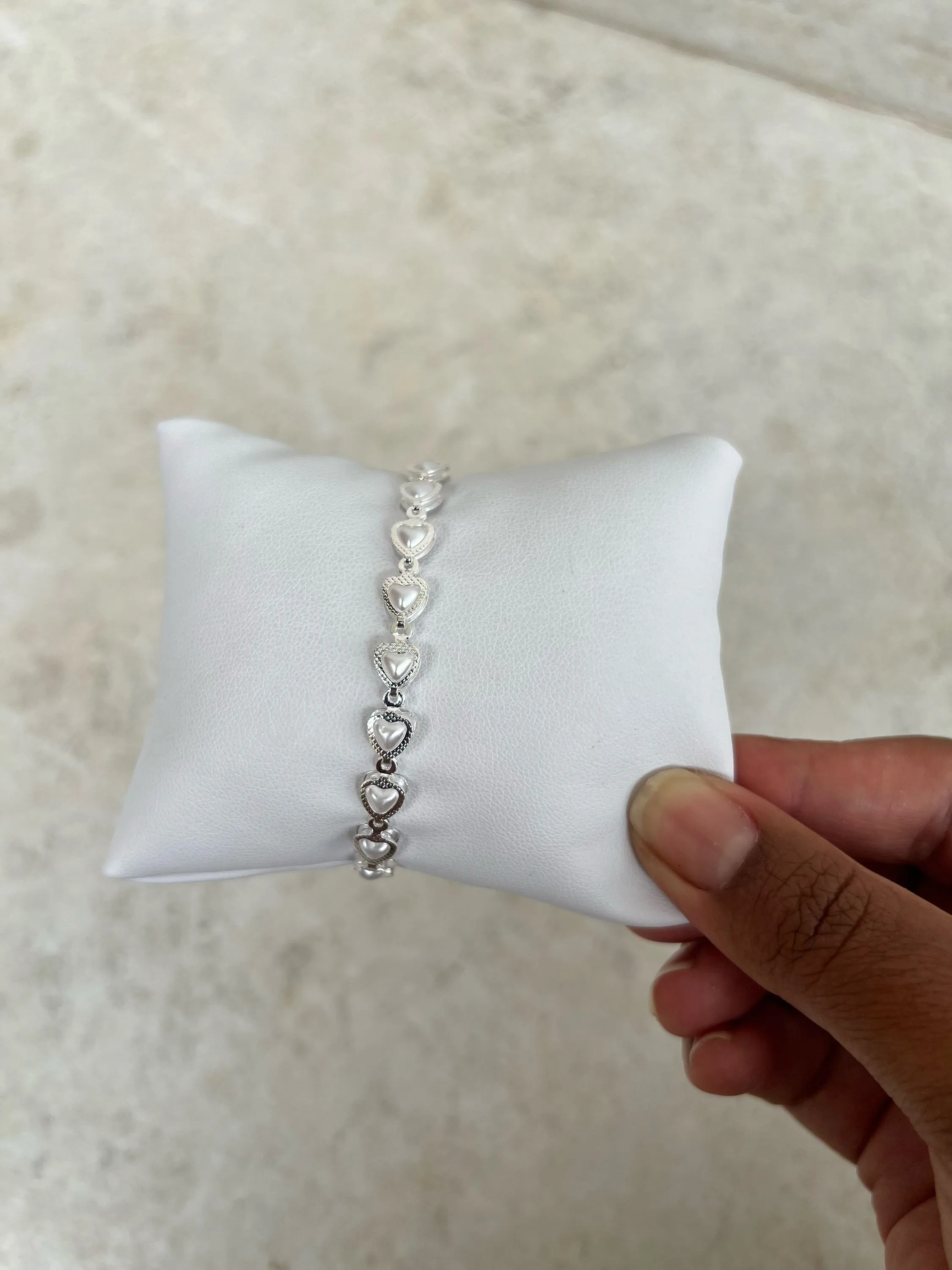 Pulseira modelo coração