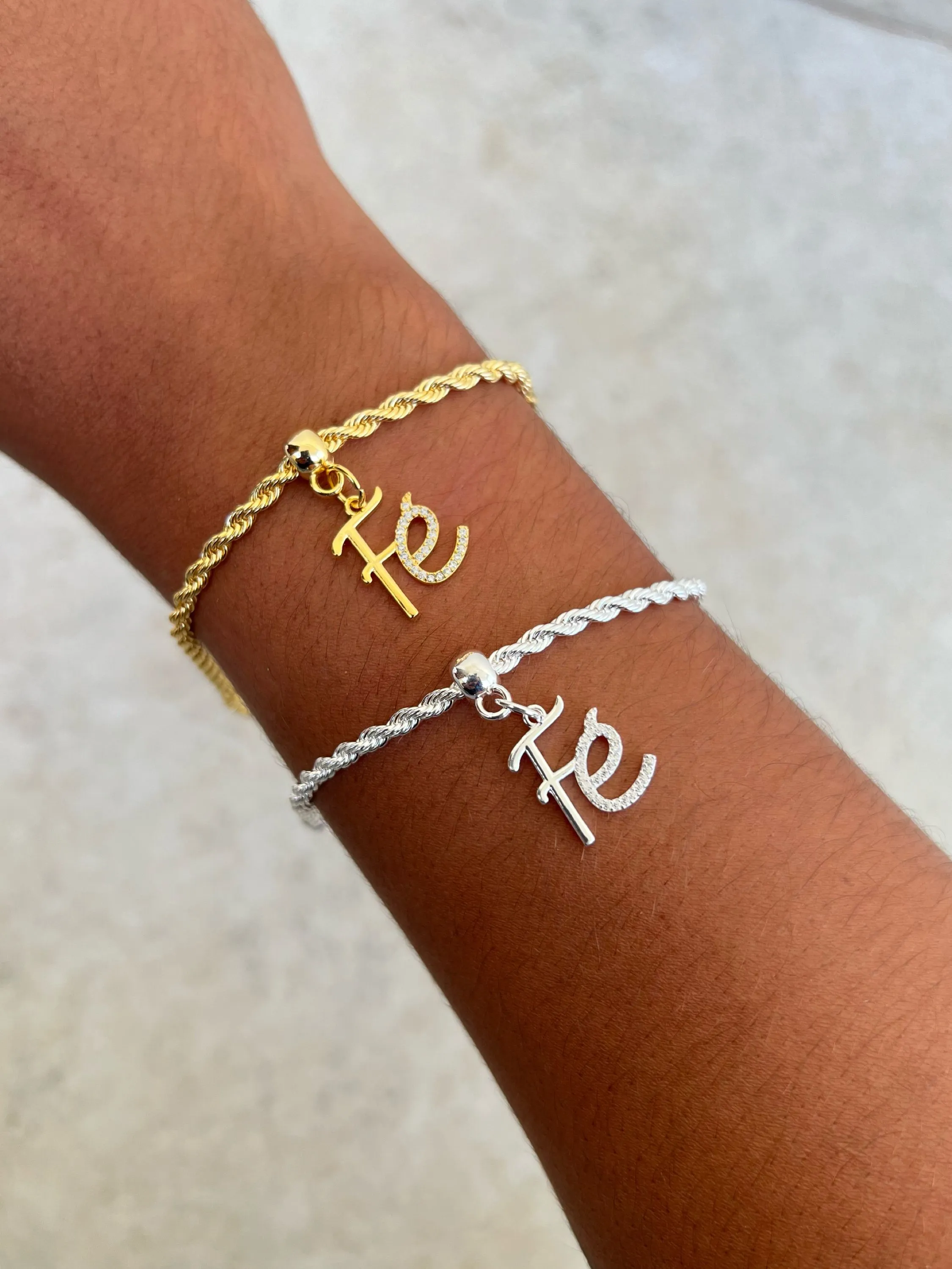 Pulseira pingente fé