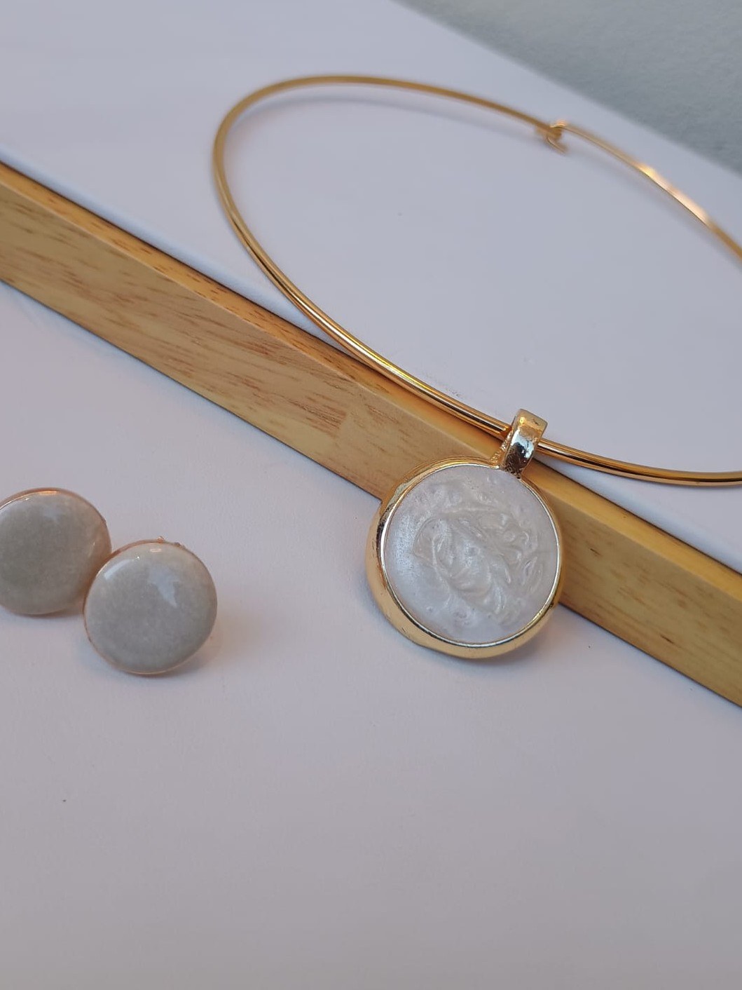 Conjunto de choker aro modelo circular