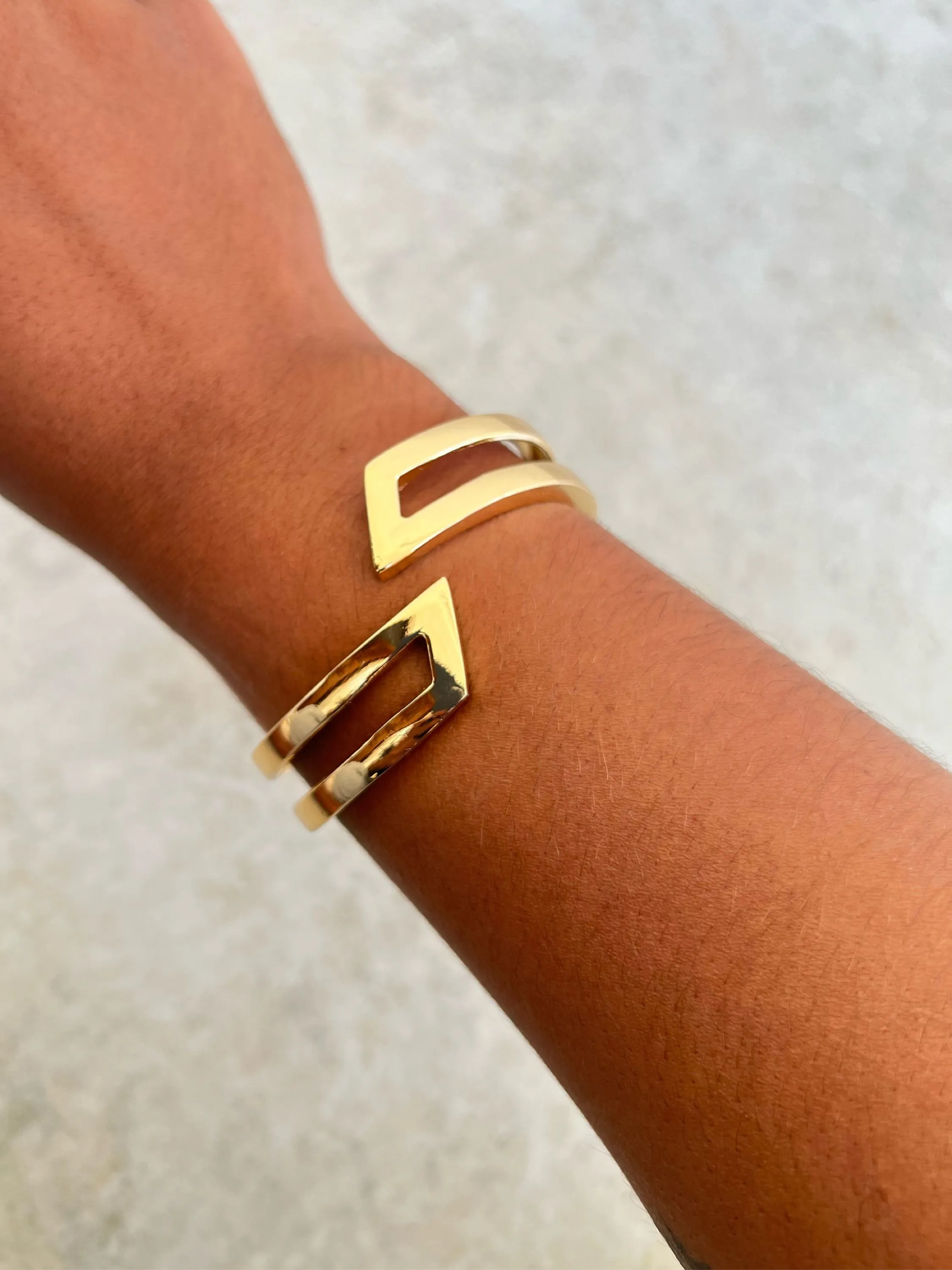 Bracelete quadrado