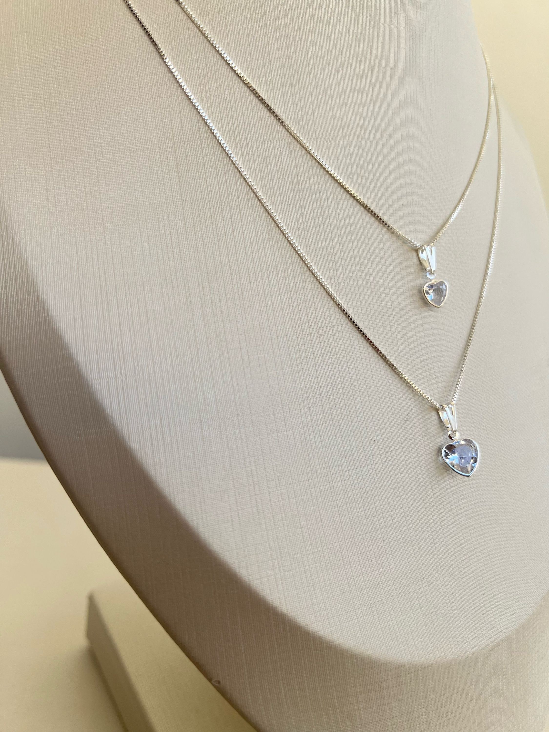 Colar duplo ponto de luz