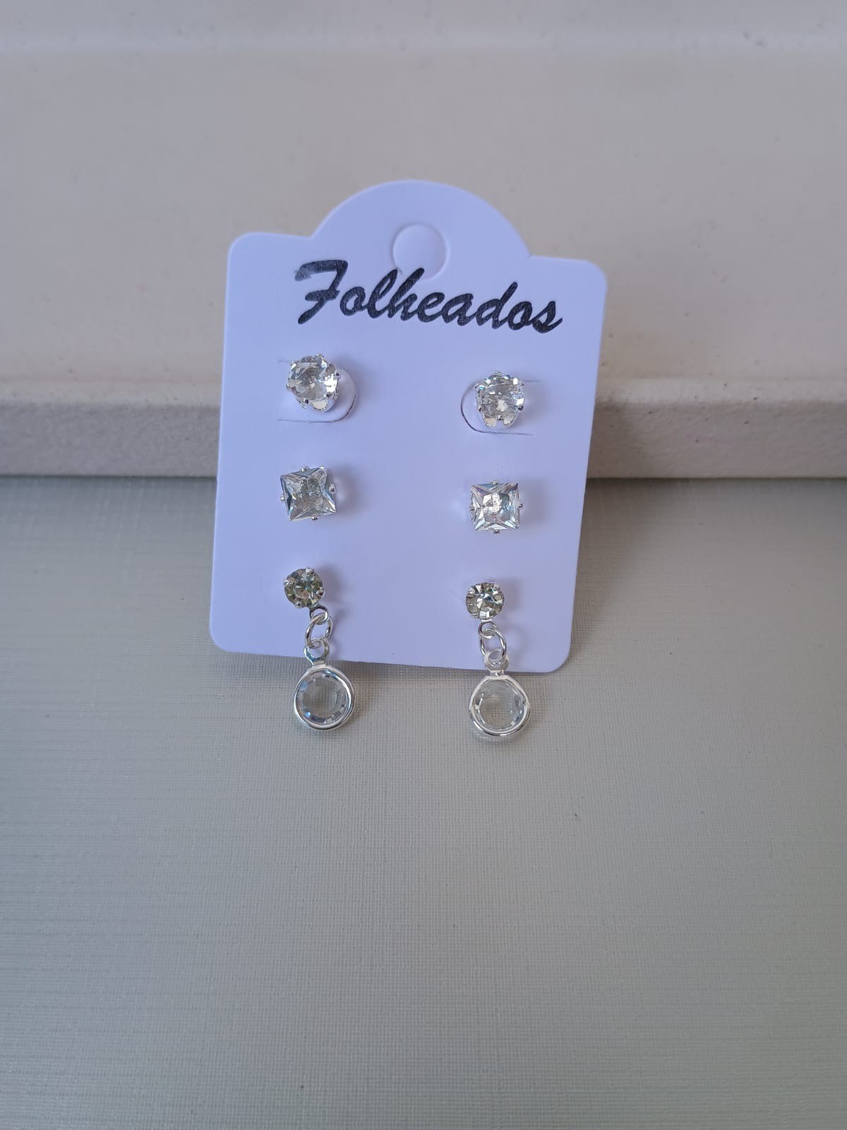 Trio de brincos de pontos de luz