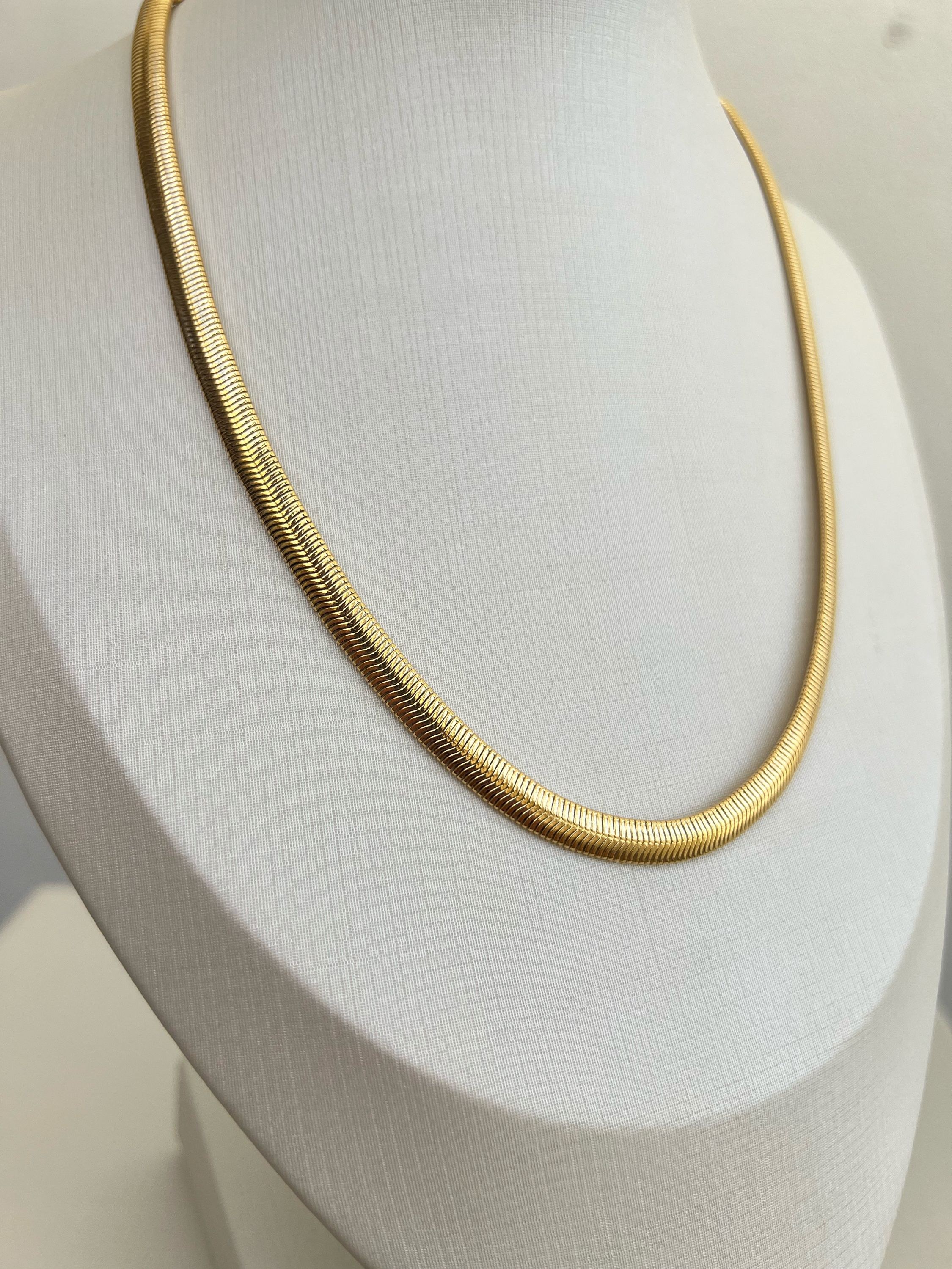 Modelo clássico Choker manta