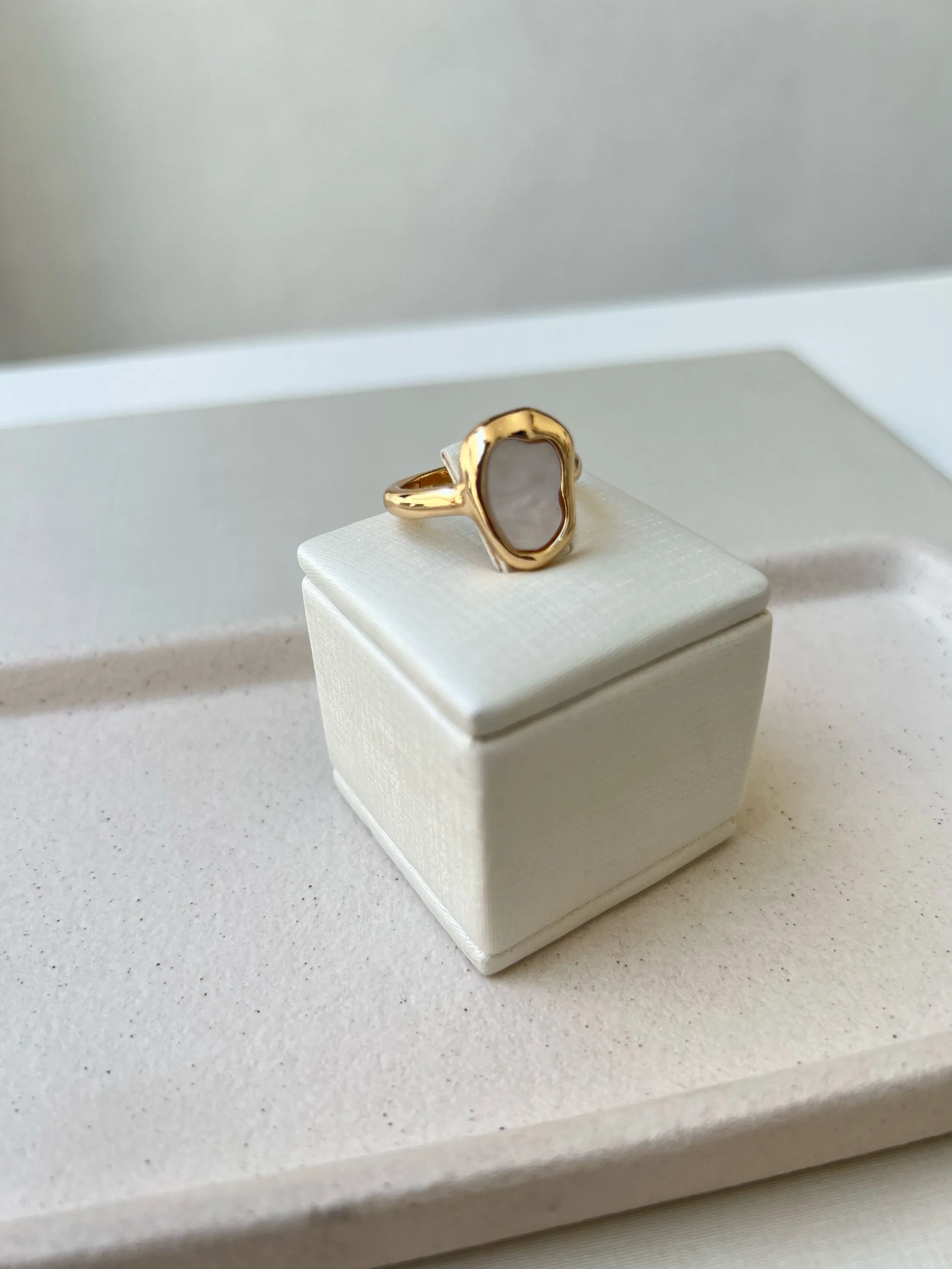 Anel modelo orgânico