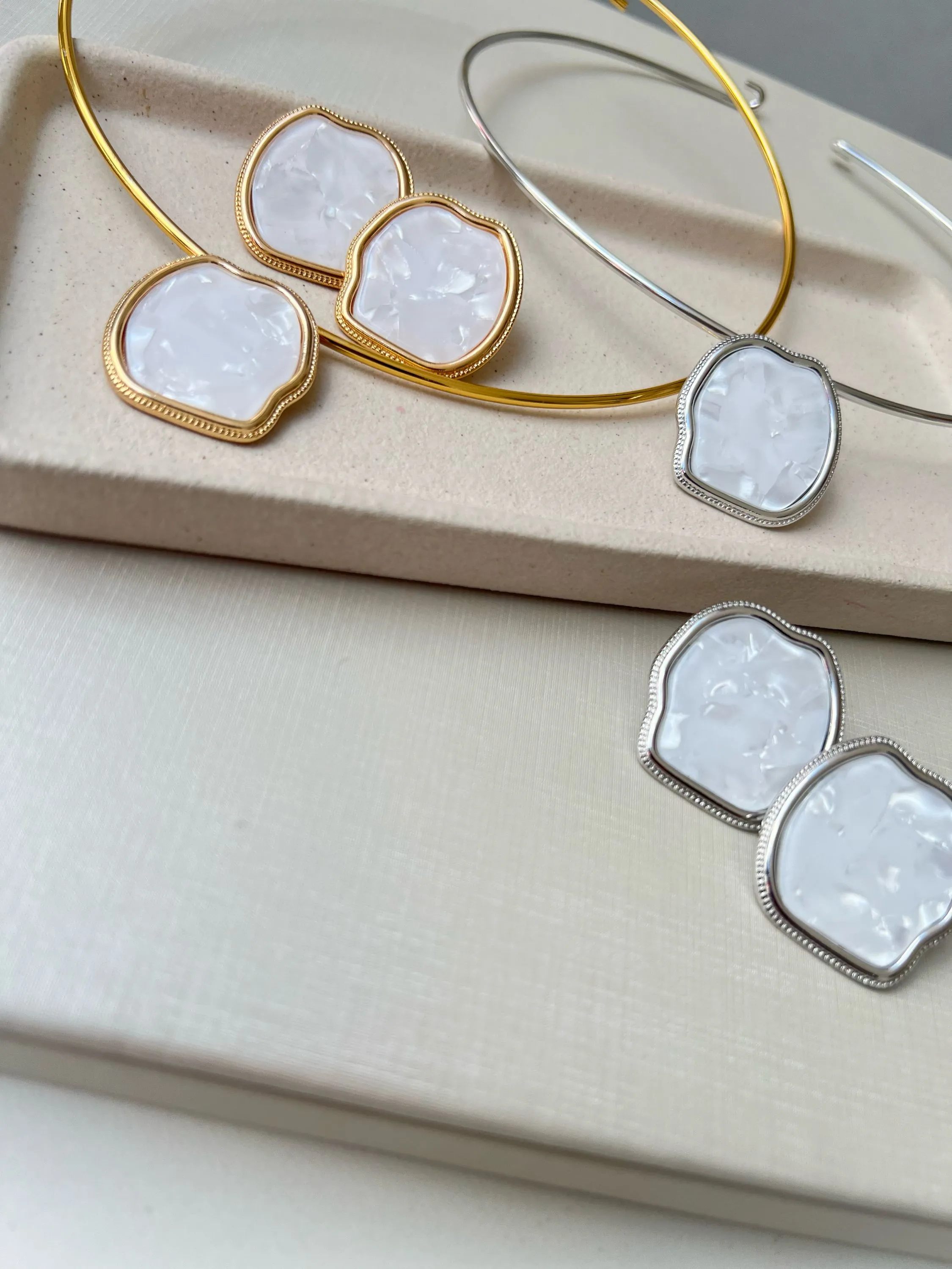 Conjunto modelo orgânico