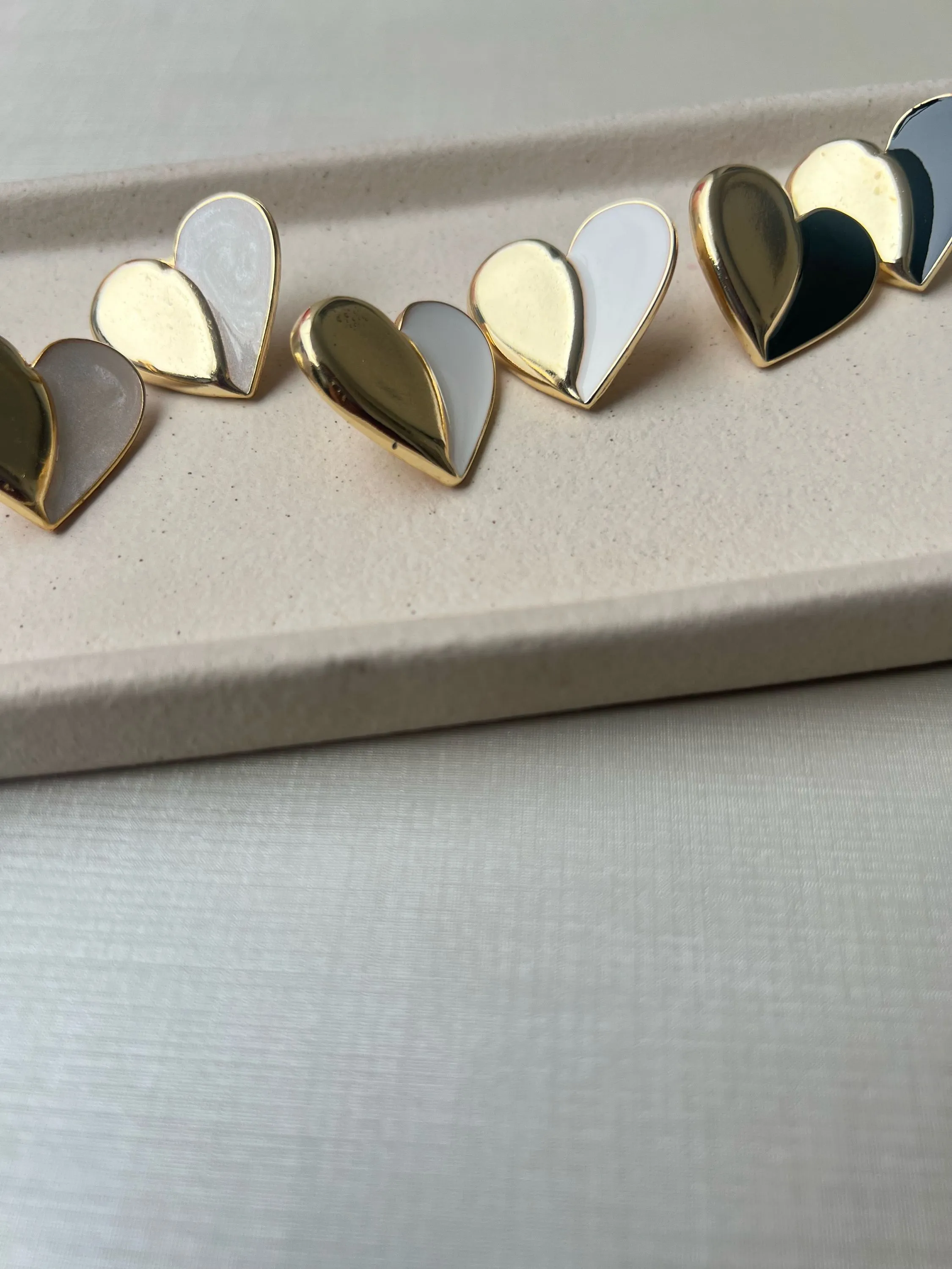 Brinco modelo coração