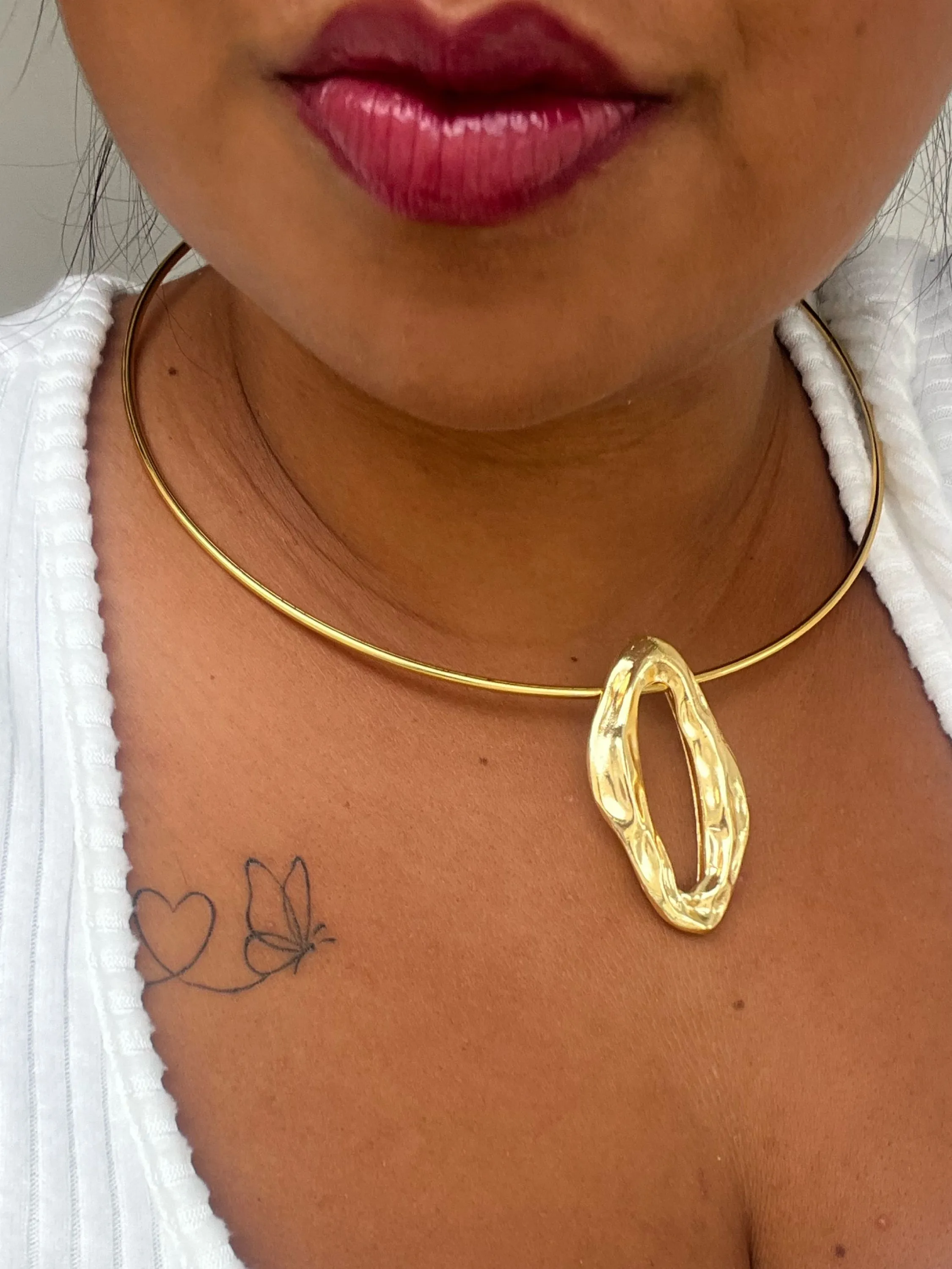 Choker modelo orgânico