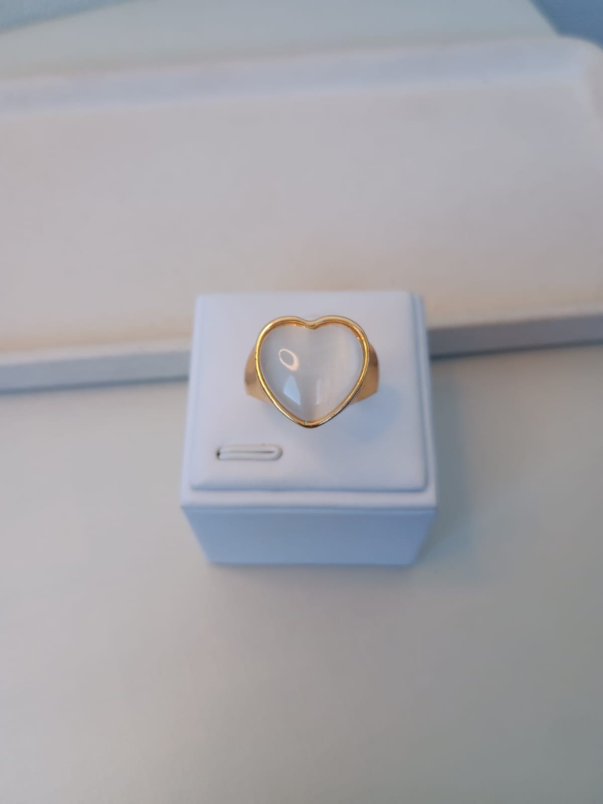 Anel de coração com pedra medrepérola