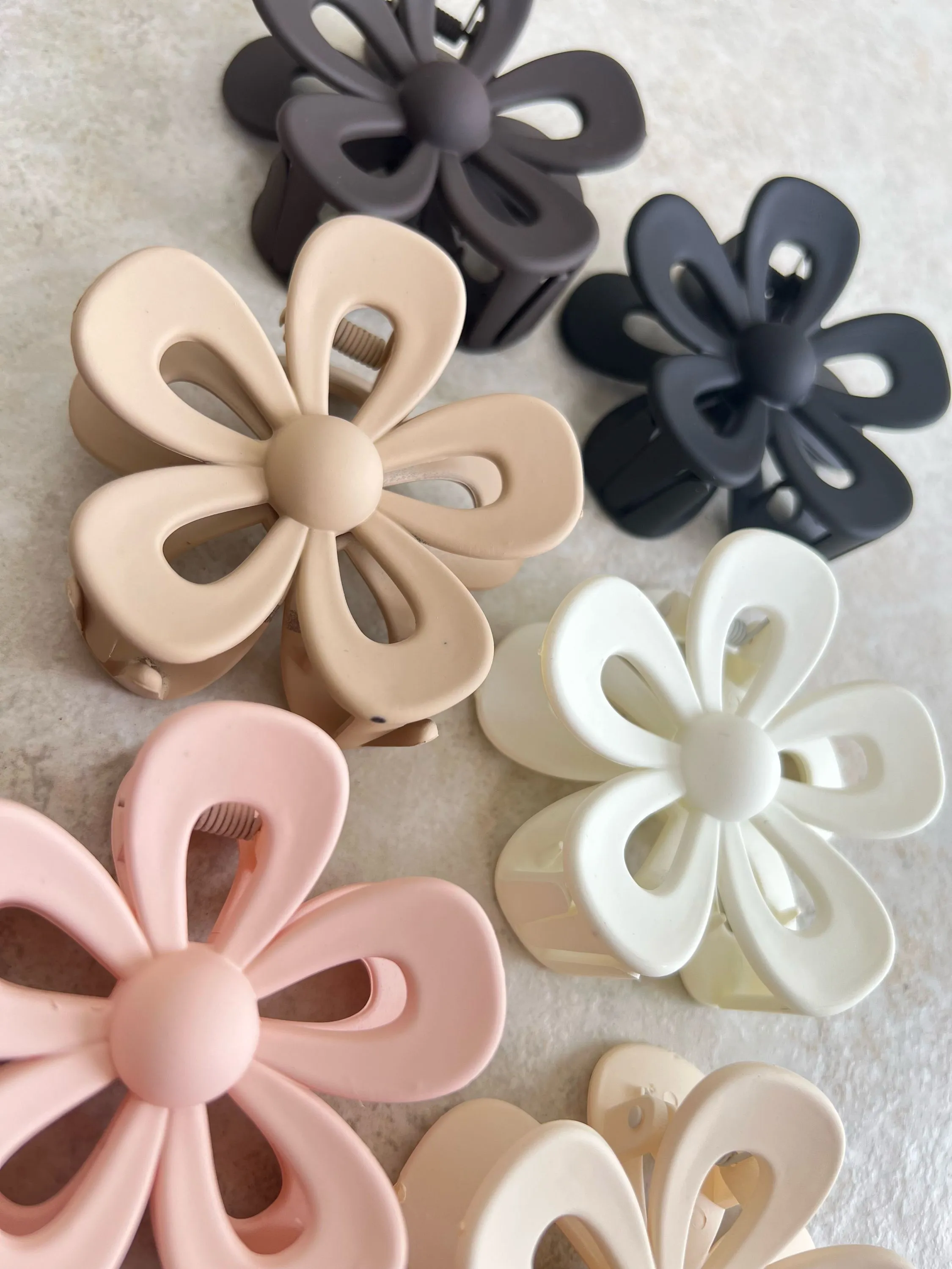 Prendedor para cabelo modelo flor
