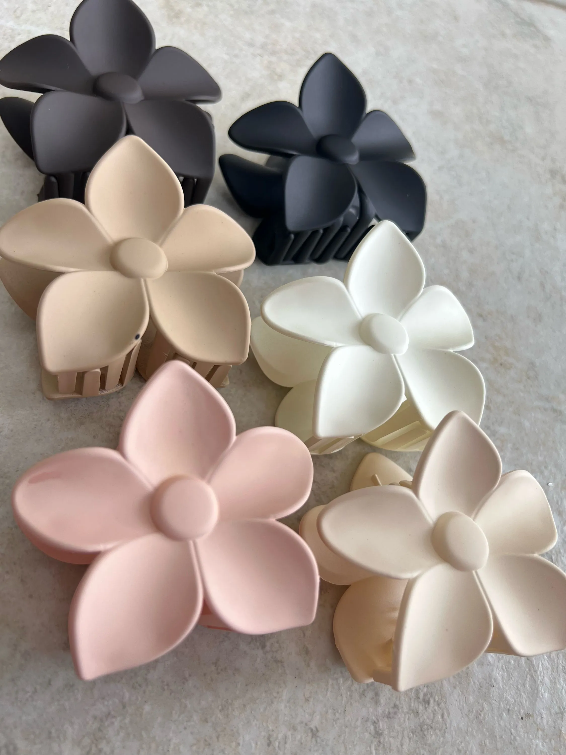 Prendedor para cabelo modelo flor